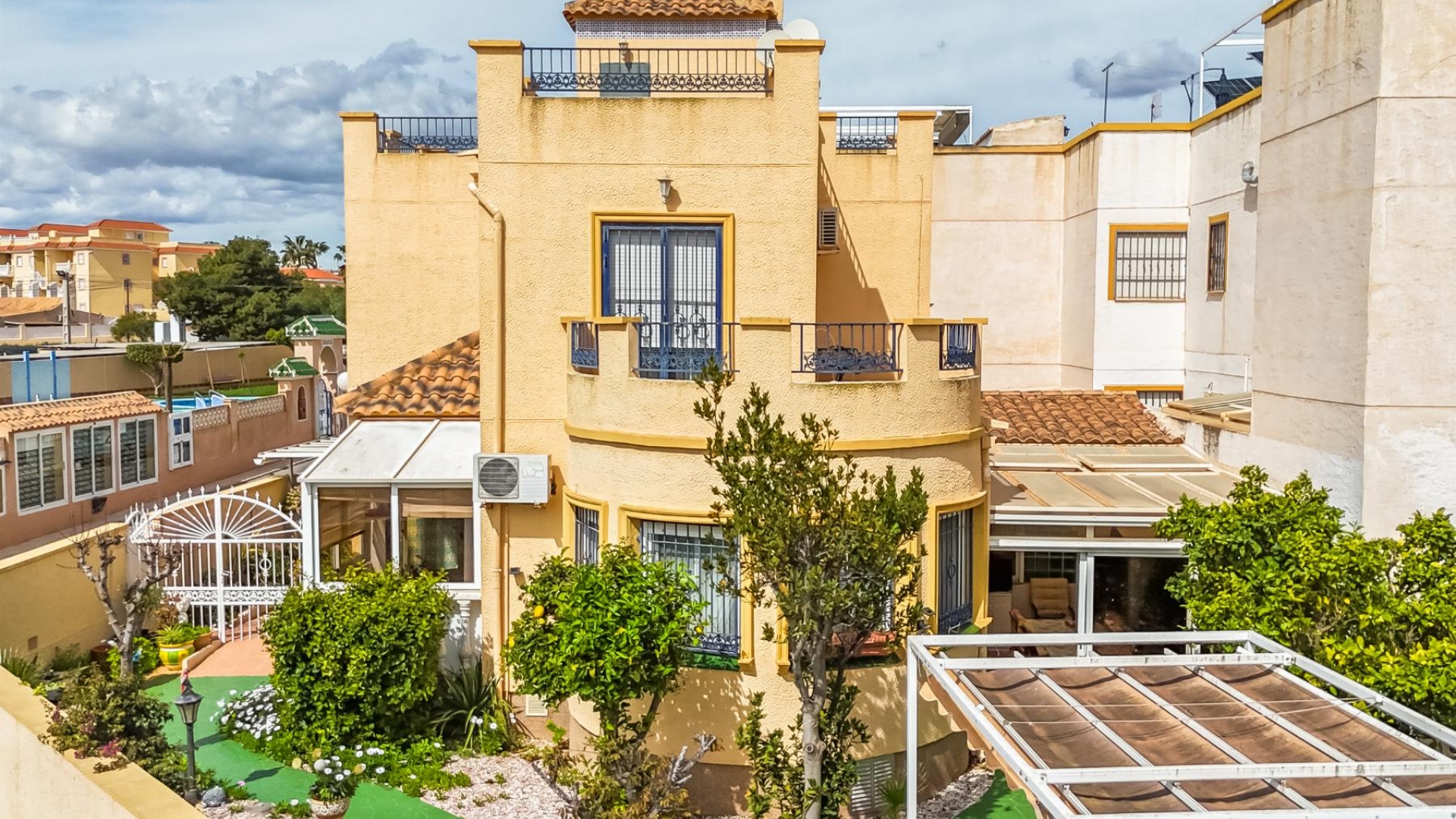 Wiederverkauf - Villa - Orihuela Costa - La Zenia- Orihuela costa