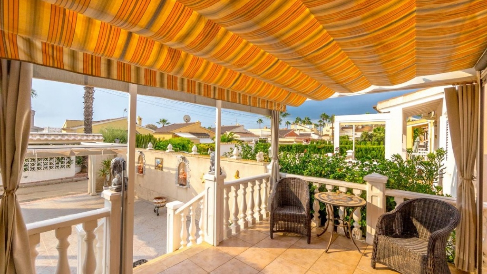 Wiederverkauf - Villa - Orihuela Costa - Playa Flamenca