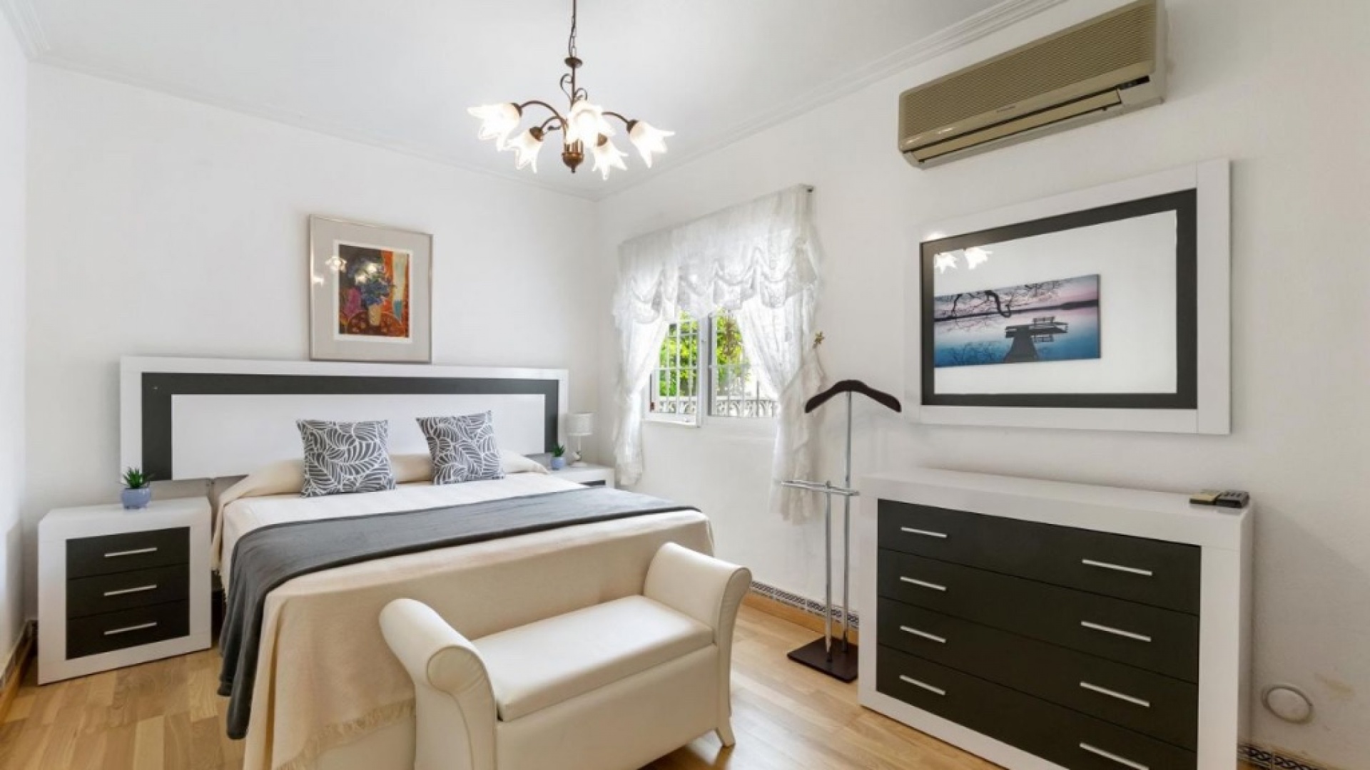 Wiederverkauf - Villa - Orihuela Costa - Playa Flamenca