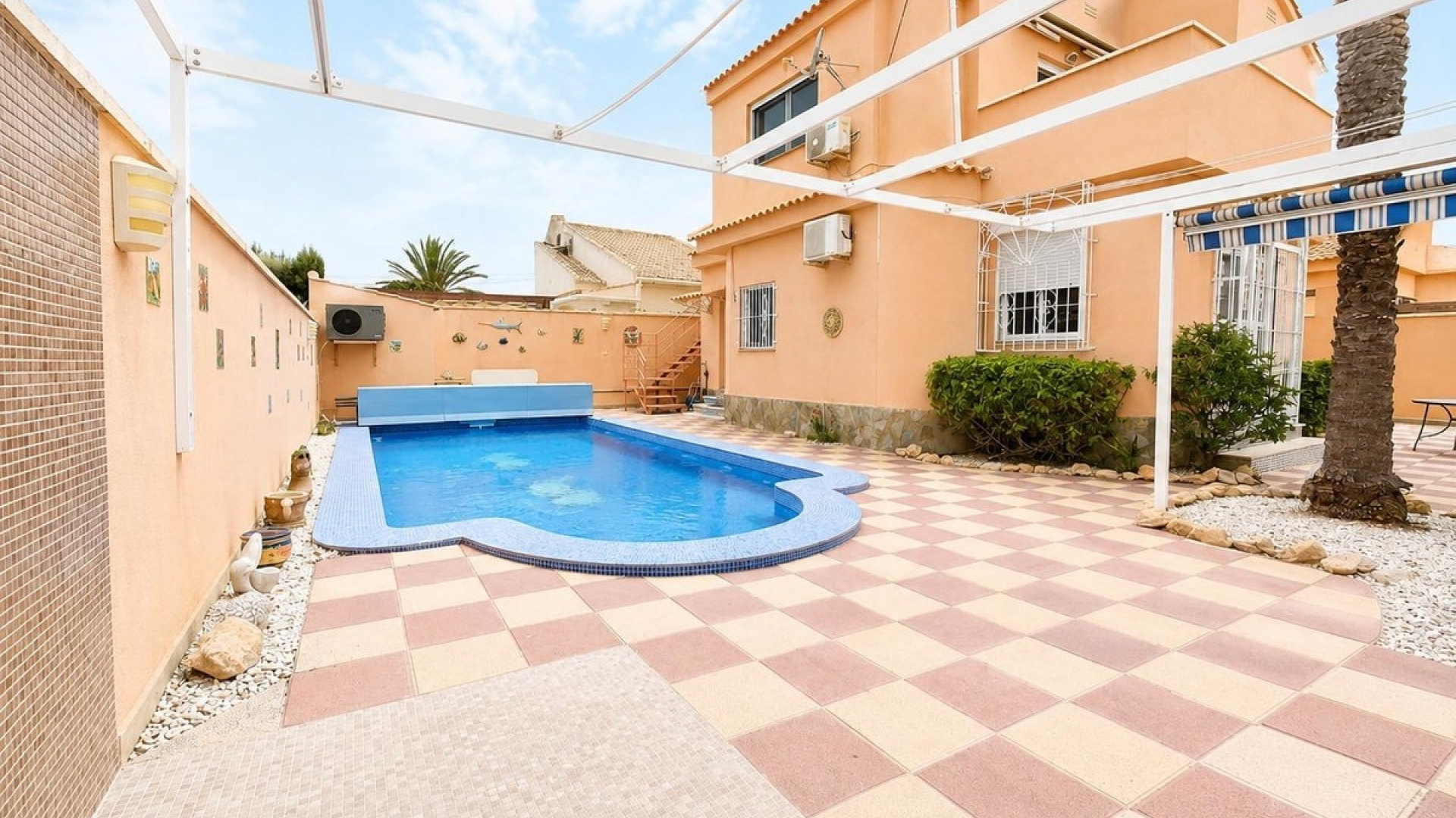 Wiederverkauf - Villa - Orihuela - Mil Palmeras