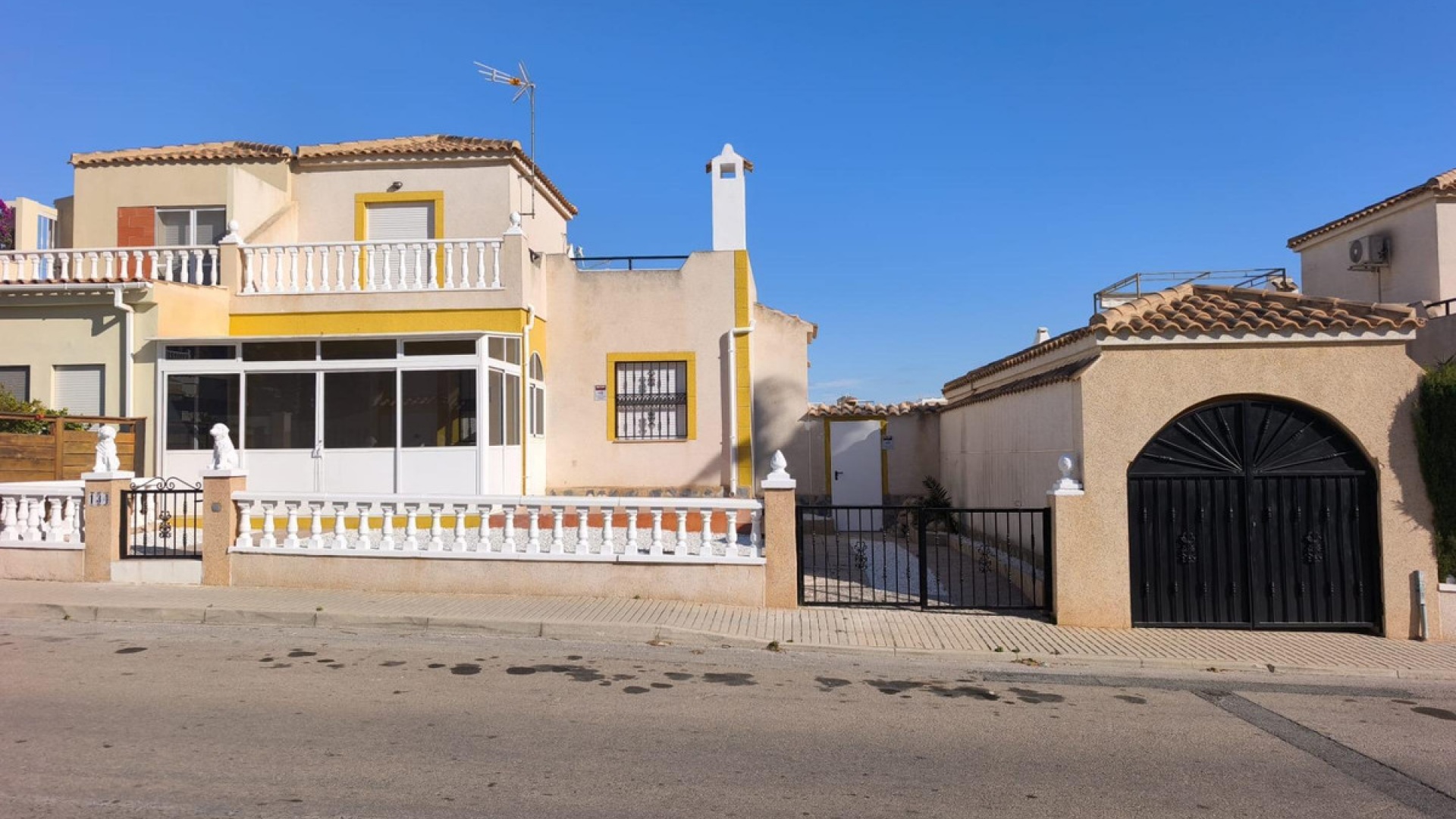 Wiederverkauf - Villa - Orihuela - Orihuela Centro