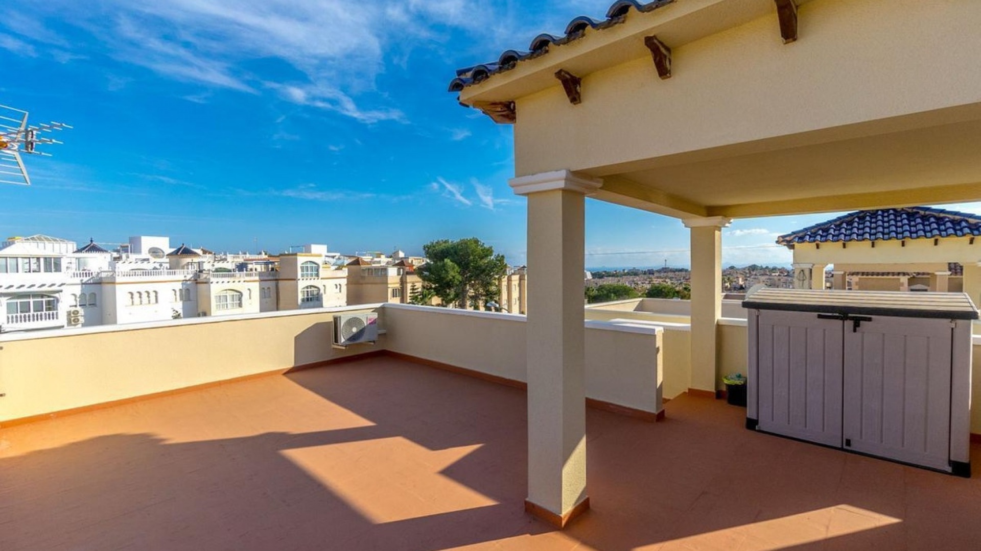 Wiederverkauf - Villa - Orihuela - Orihuela Costa