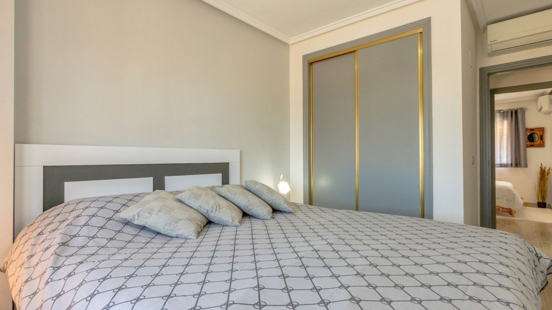 Wiederverkauf - Villa - Orihuela - Orihuela Costa