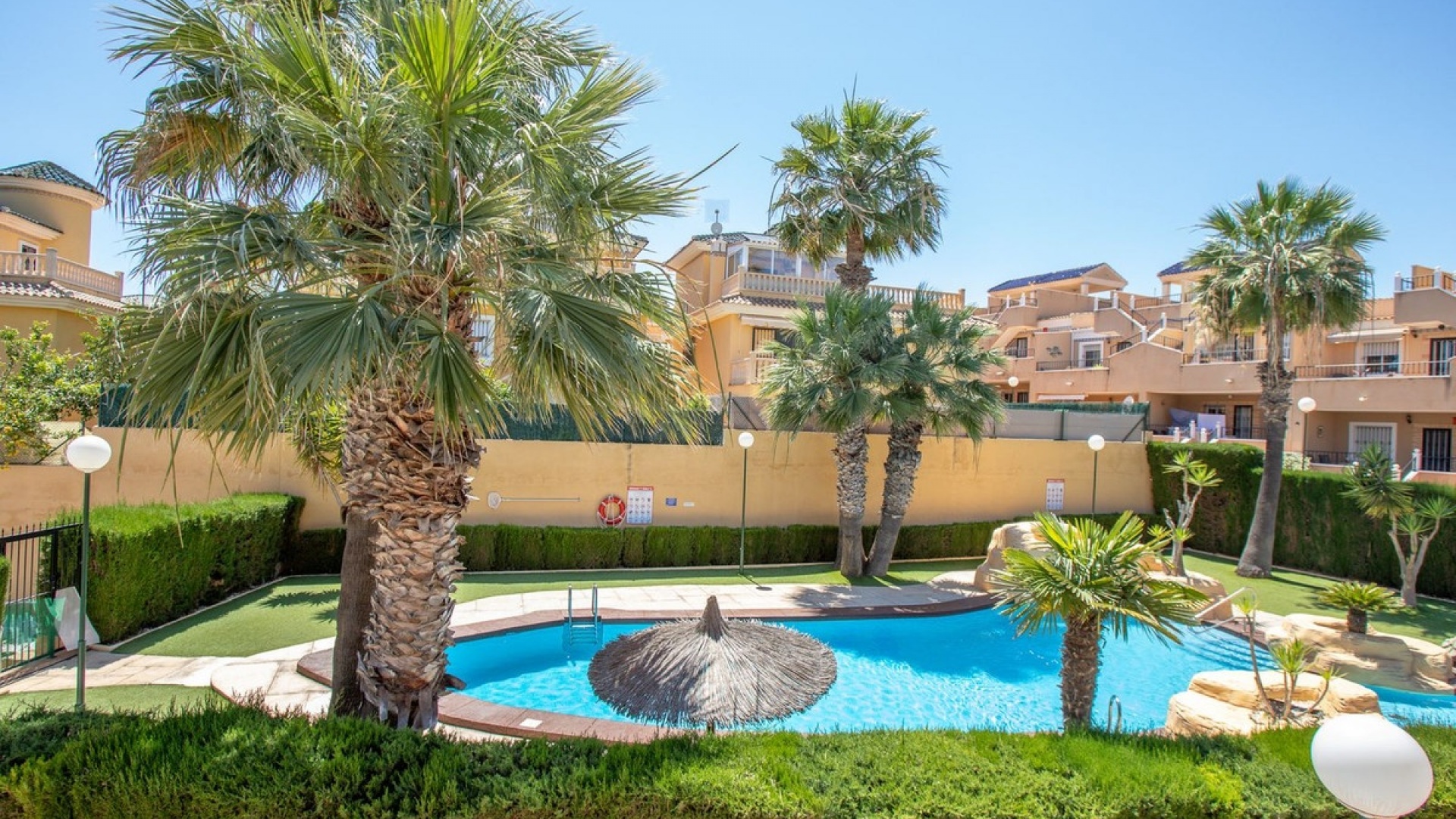 Wiederverkauf - Villa - Orihuela - Orihuela Costa