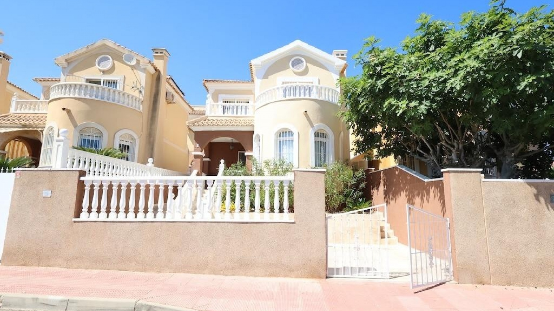 Wiederverkauf - Villa - Orihuela - Orihuela Costa