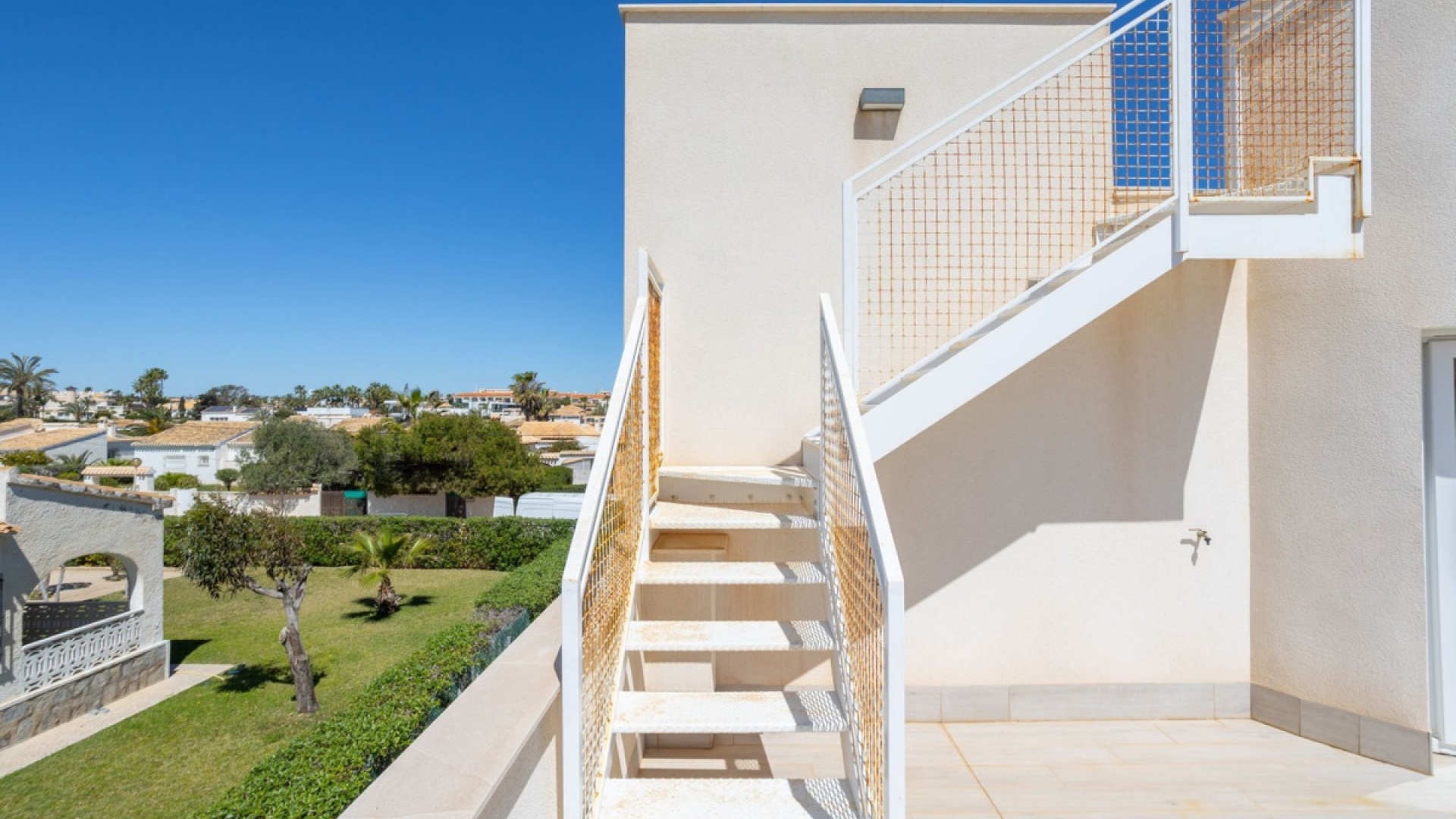 Wiederverkauf - Villa - Orihuela - Playa Flamenca
