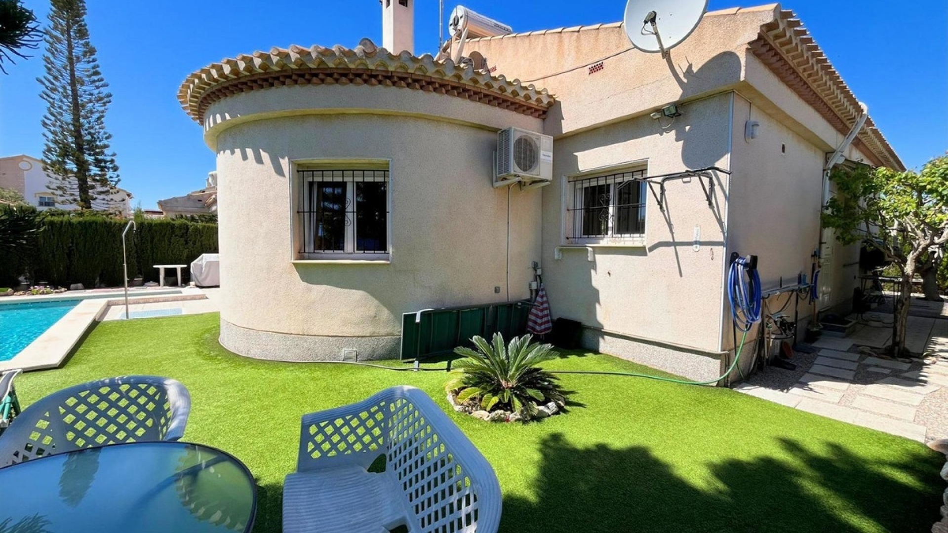 Wiederverkauf - Villa - Orihuela - Playa Flamenca