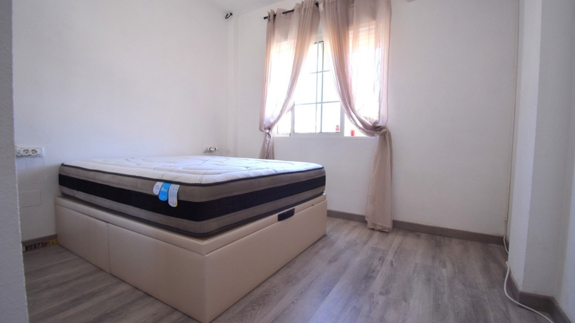 Wiederverkauf - Villa - Orihuela - Playa Flamenca