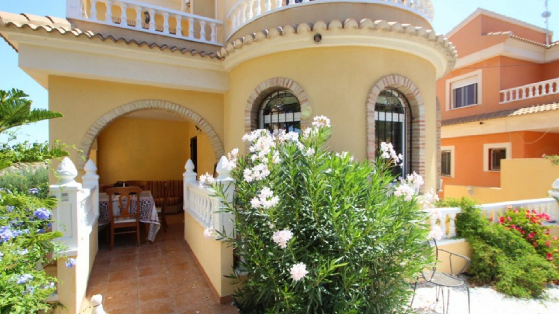 Wiederverkauf - Villa - Orihuela - Villamartin