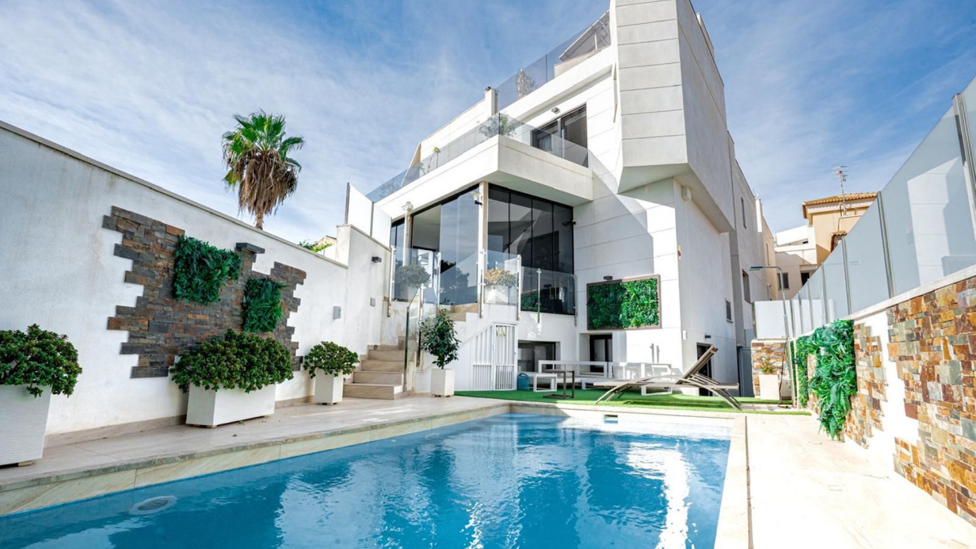 Wiederverkauf - Villa - Orihuela - Villamartin