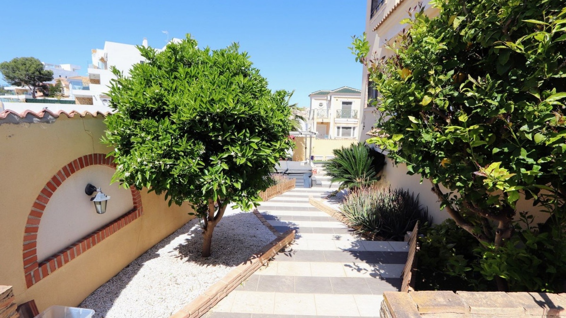 Wiederverkauf - Villa - Orihuela - Villamartin