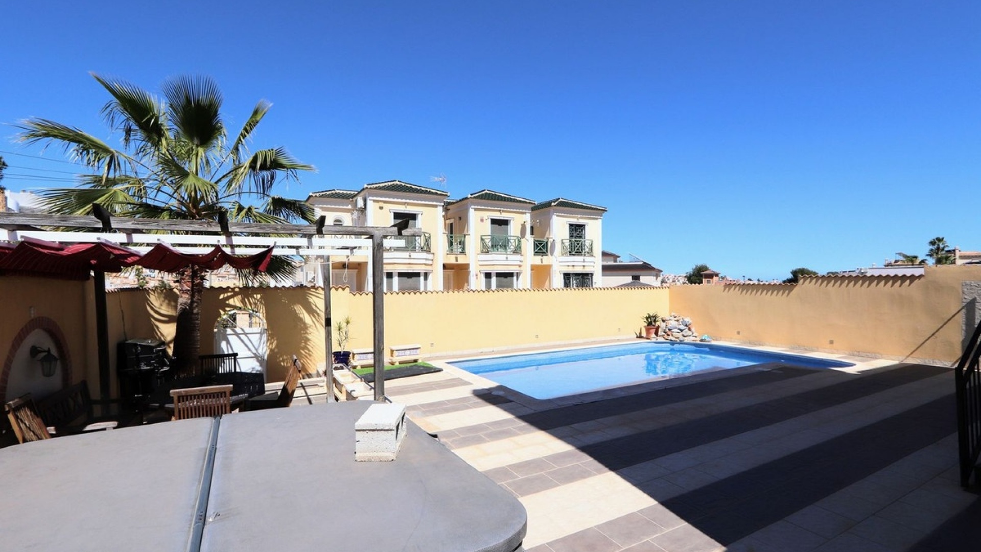 Wiederverkauf - Villa - Orihuela - Villamartin
