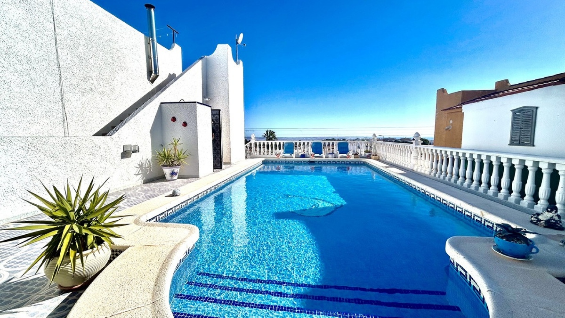 Wiederverkauf - Villa - Orihuela - Villamartin
