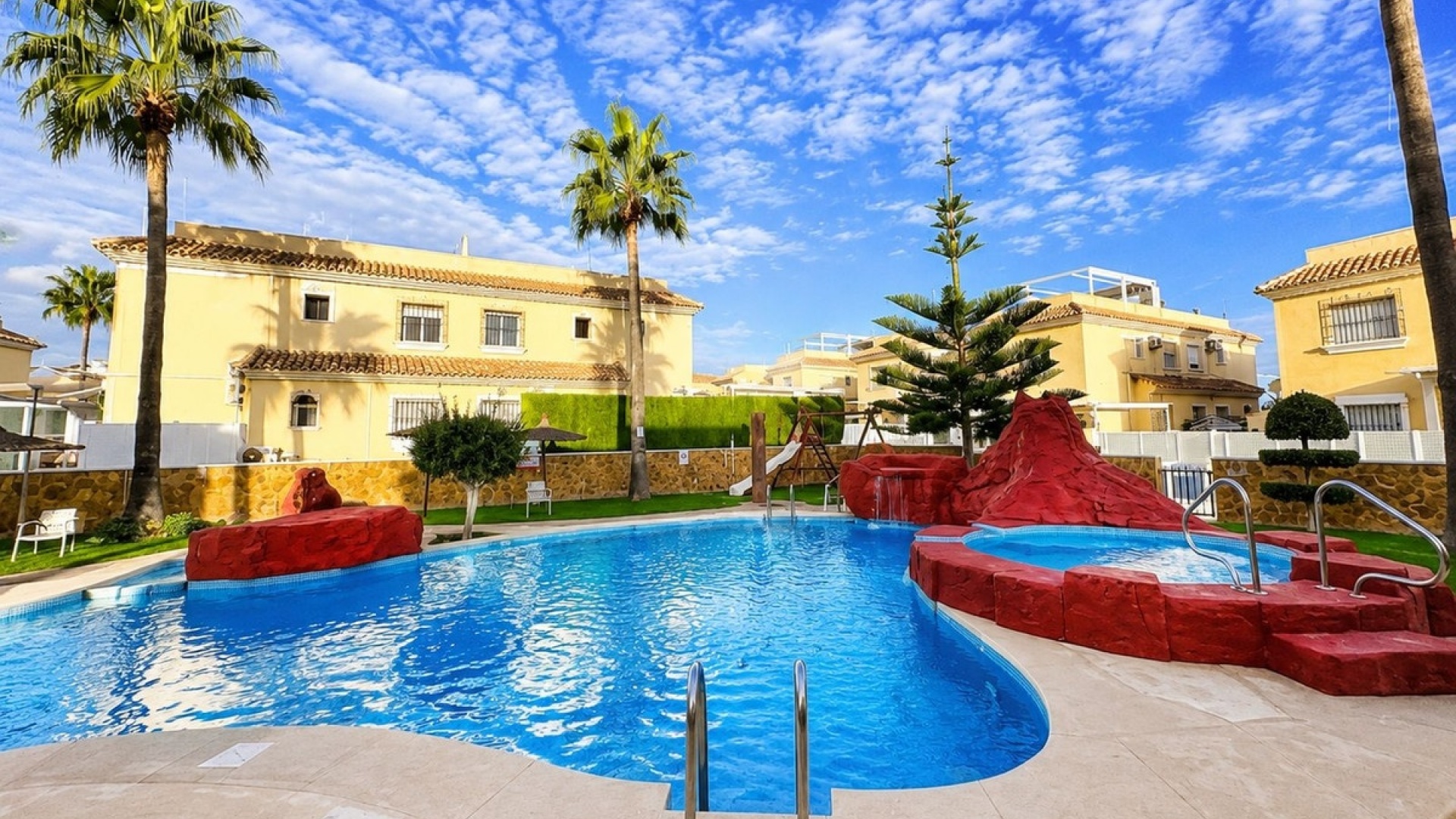 Wiederverkauf - Villa - Orihuela - Villamartin