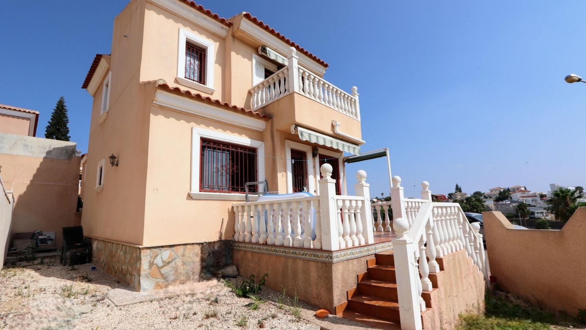 Wiederverkauf - Villa - Orihuela - Villamartin
