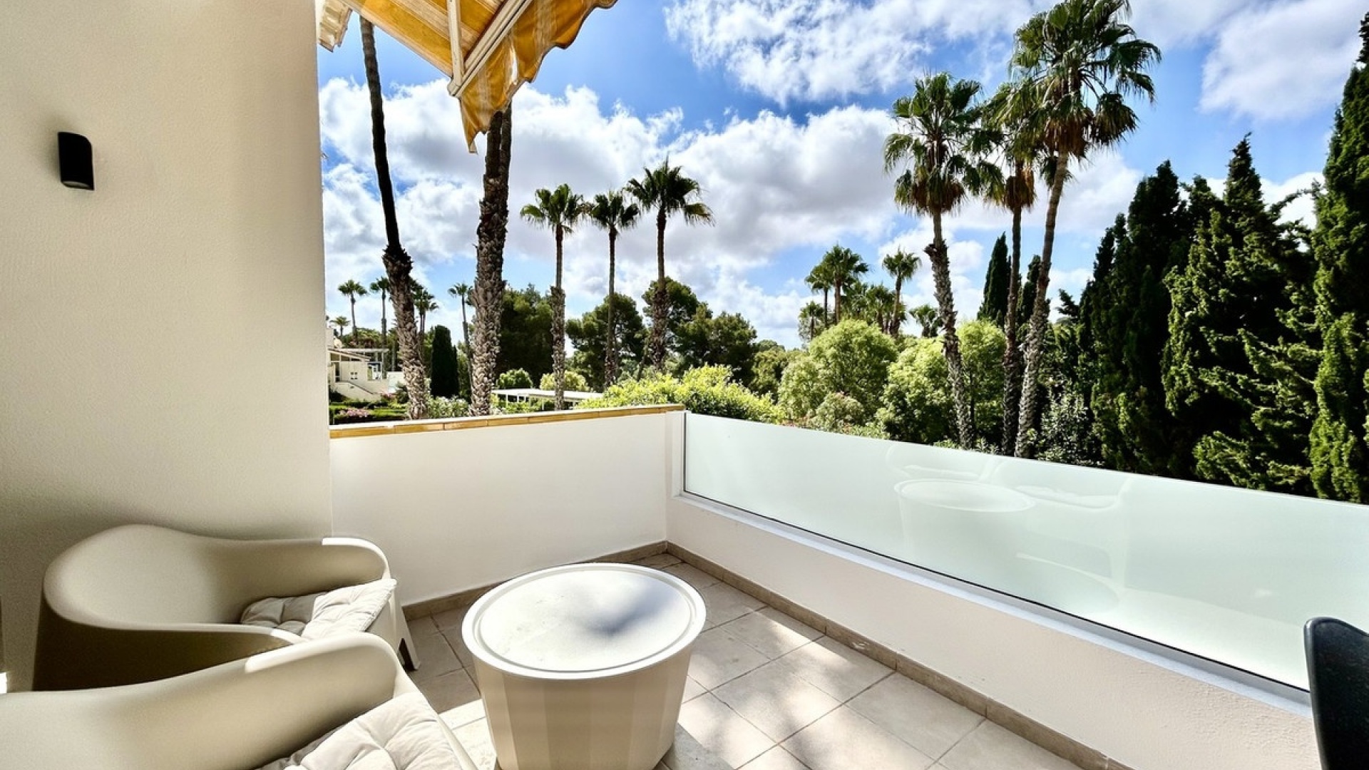 Wiederverkauf - Villa - Orihuela - Villamartin