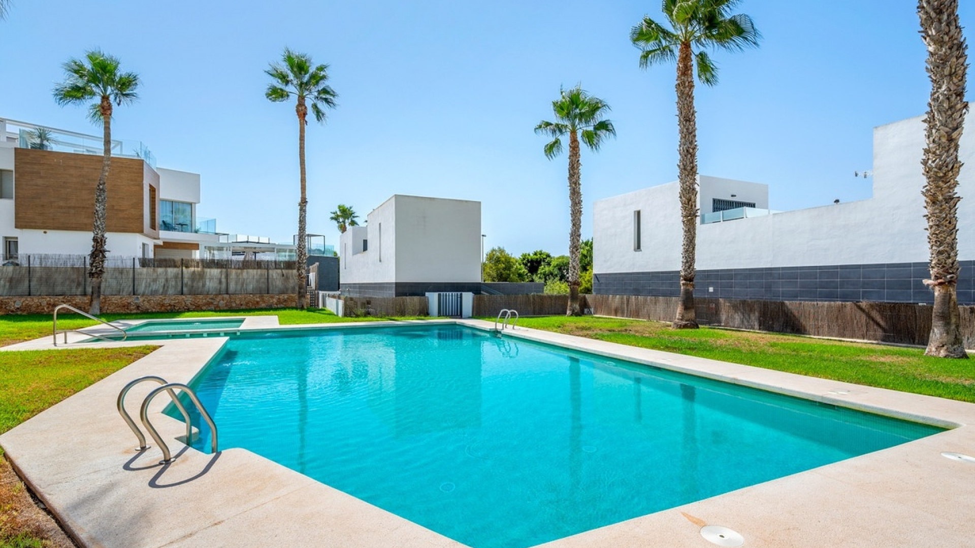 Wiederverkauf - Villa - Orihuela - Villamartin