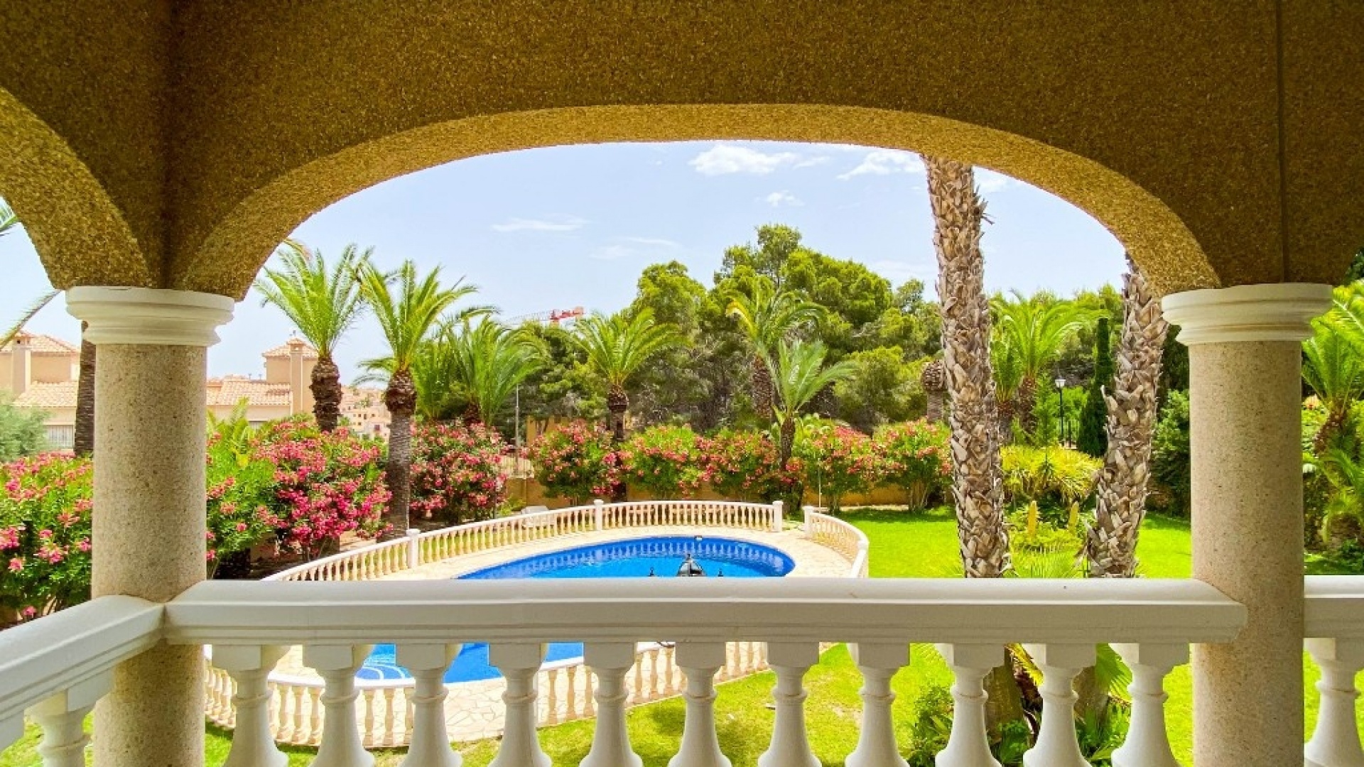Wiederverkauf - Villa - Orihuela - Villamartin