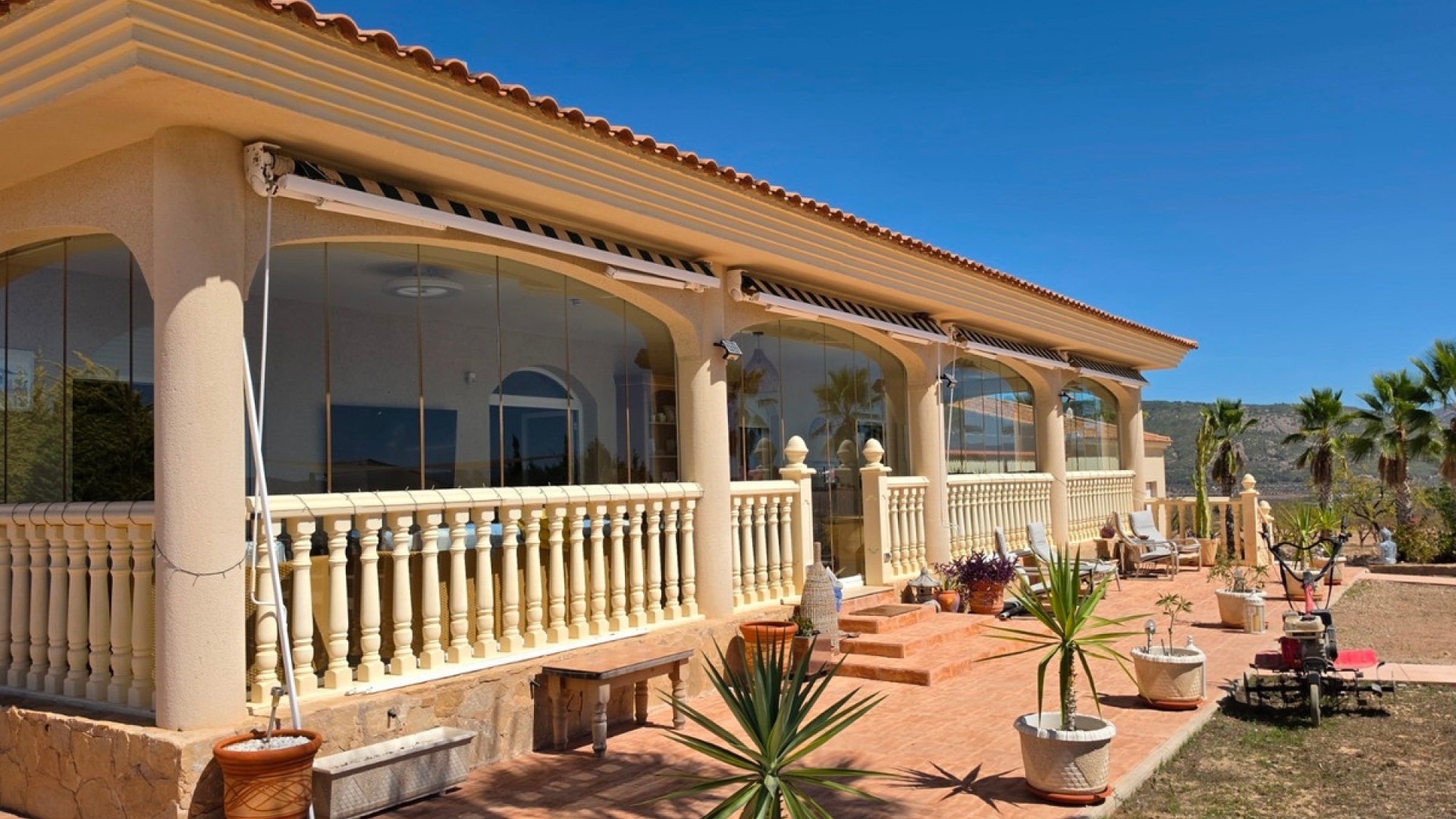 Wiederverkauf - Villa - Pinoso - Pinoso Centro