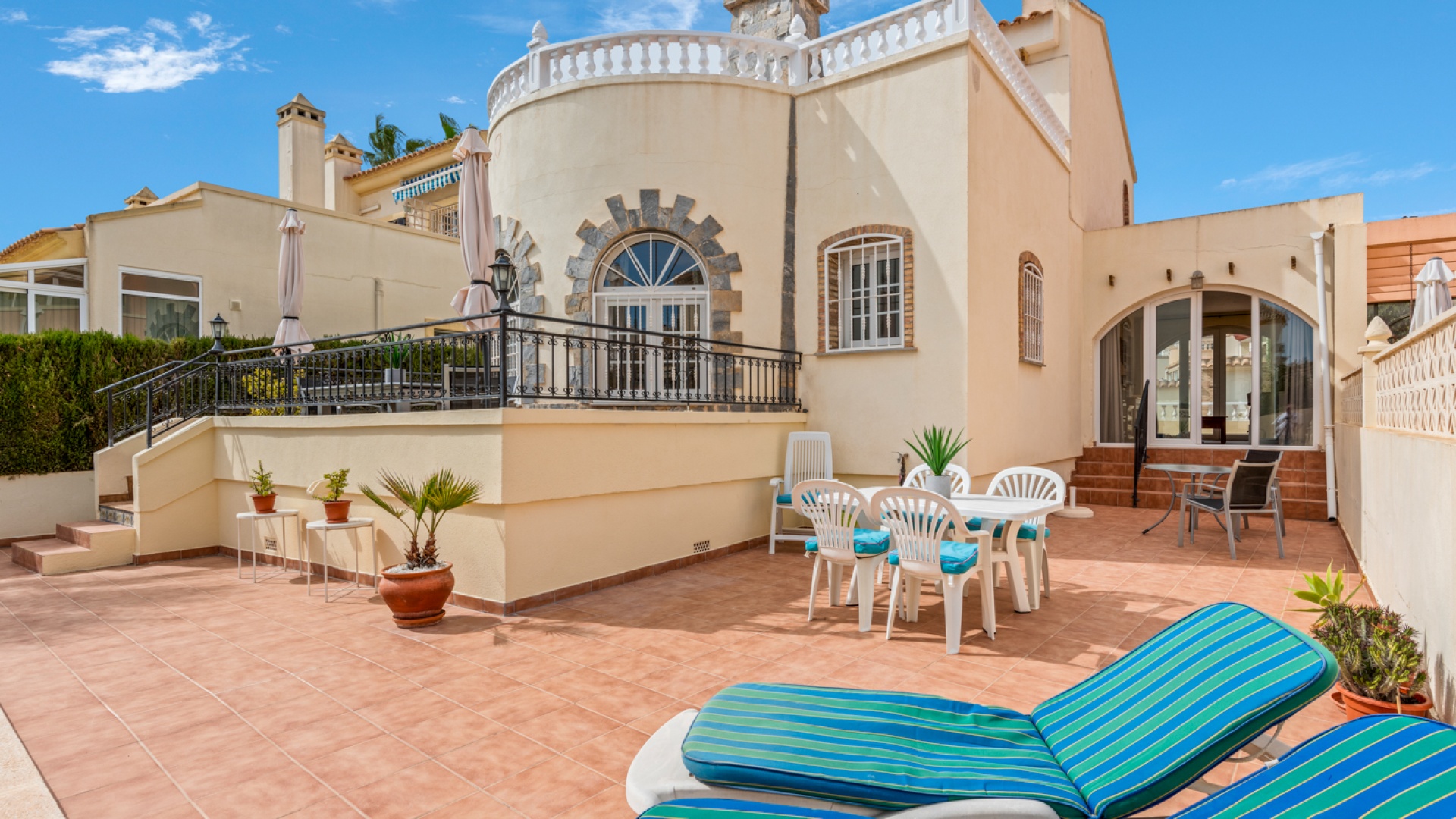 Wiederverkauf - Villa - Playa Flamenca - Res. Montilla