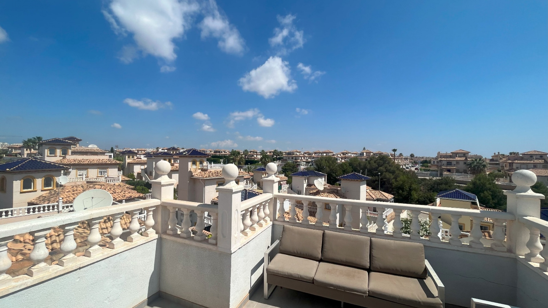 Wiederverkauf - Villa - Playa Flamenca - san jose