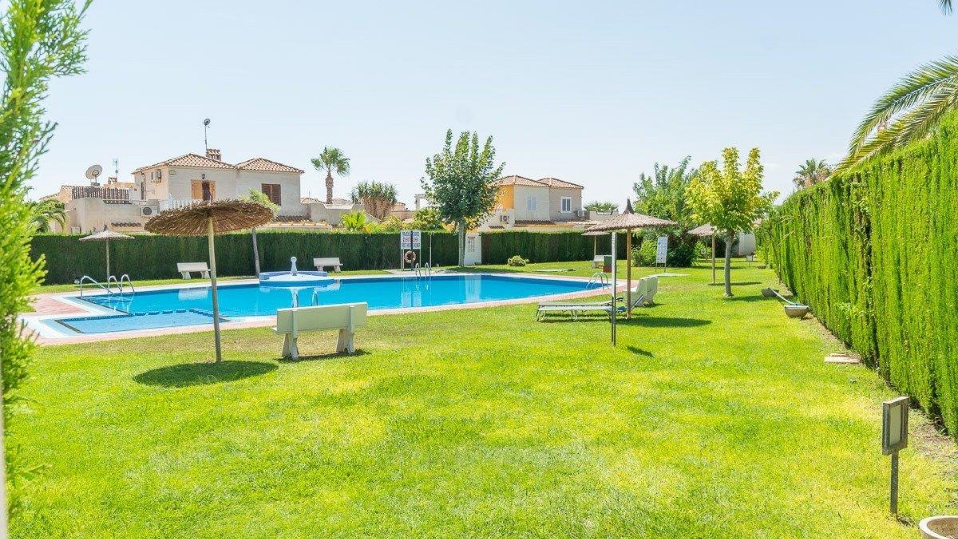 Wiederverkauf - Villa - Playa Flamenca - serena