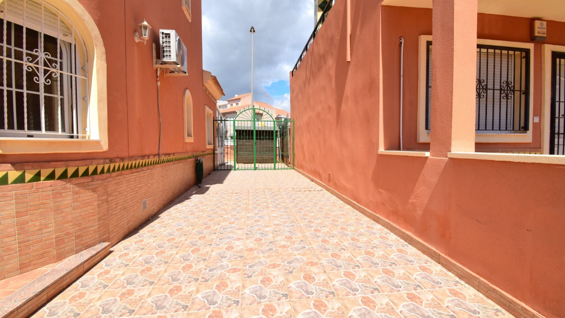 Wiederverkauf - Villa - Playa Flamenca - villas san luis