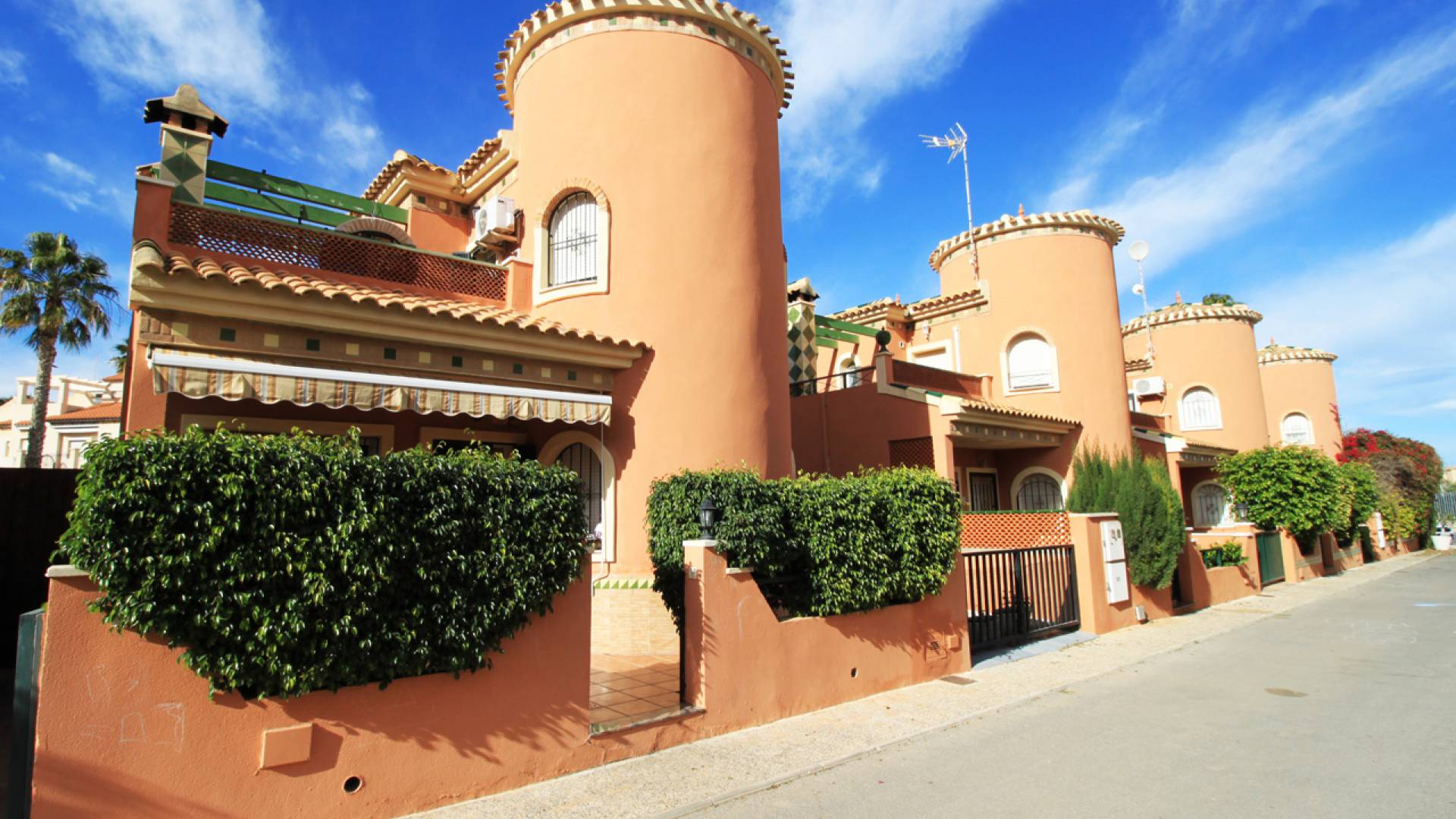 Wiederverkauf - Villa - Playa Flamenca - villas san luis