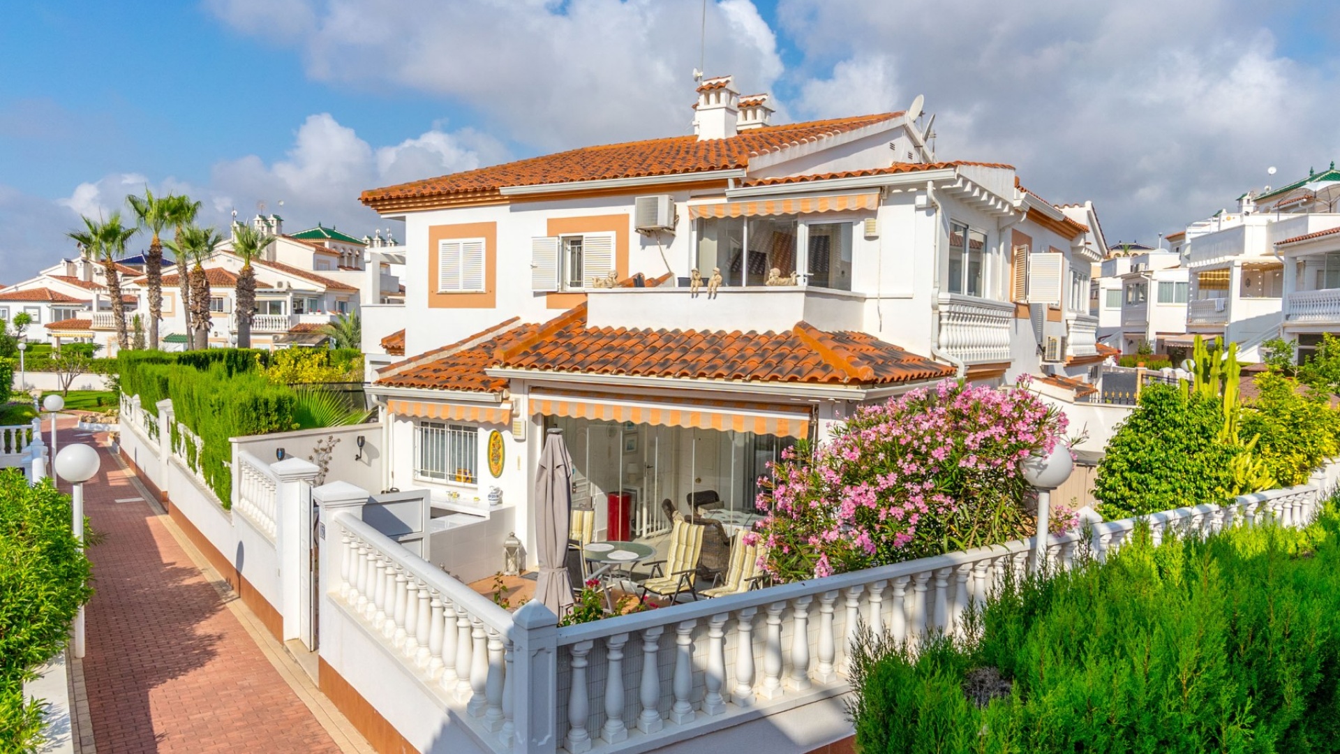 Wiederverkauf - Villa - Playa Flamenca - zeniamar