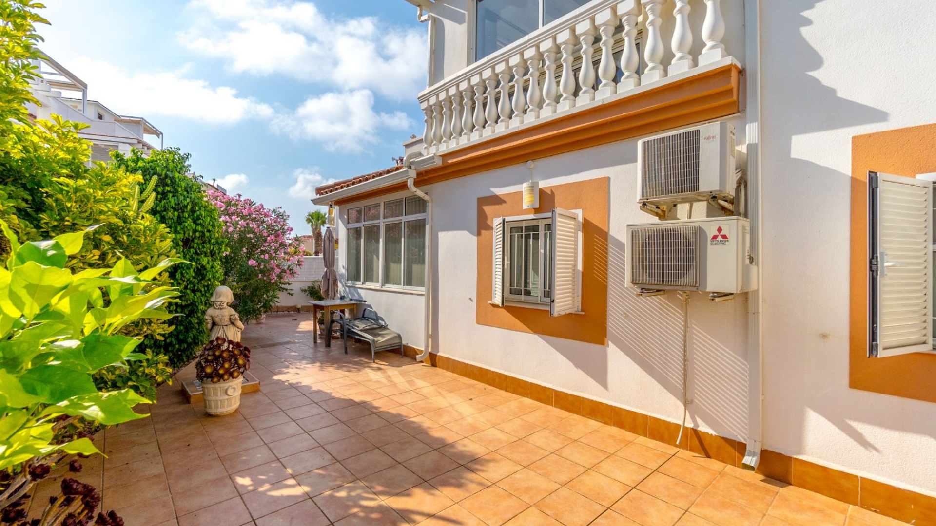 Wiederverkauf - Villa - Playa Flamenca - zeniamar