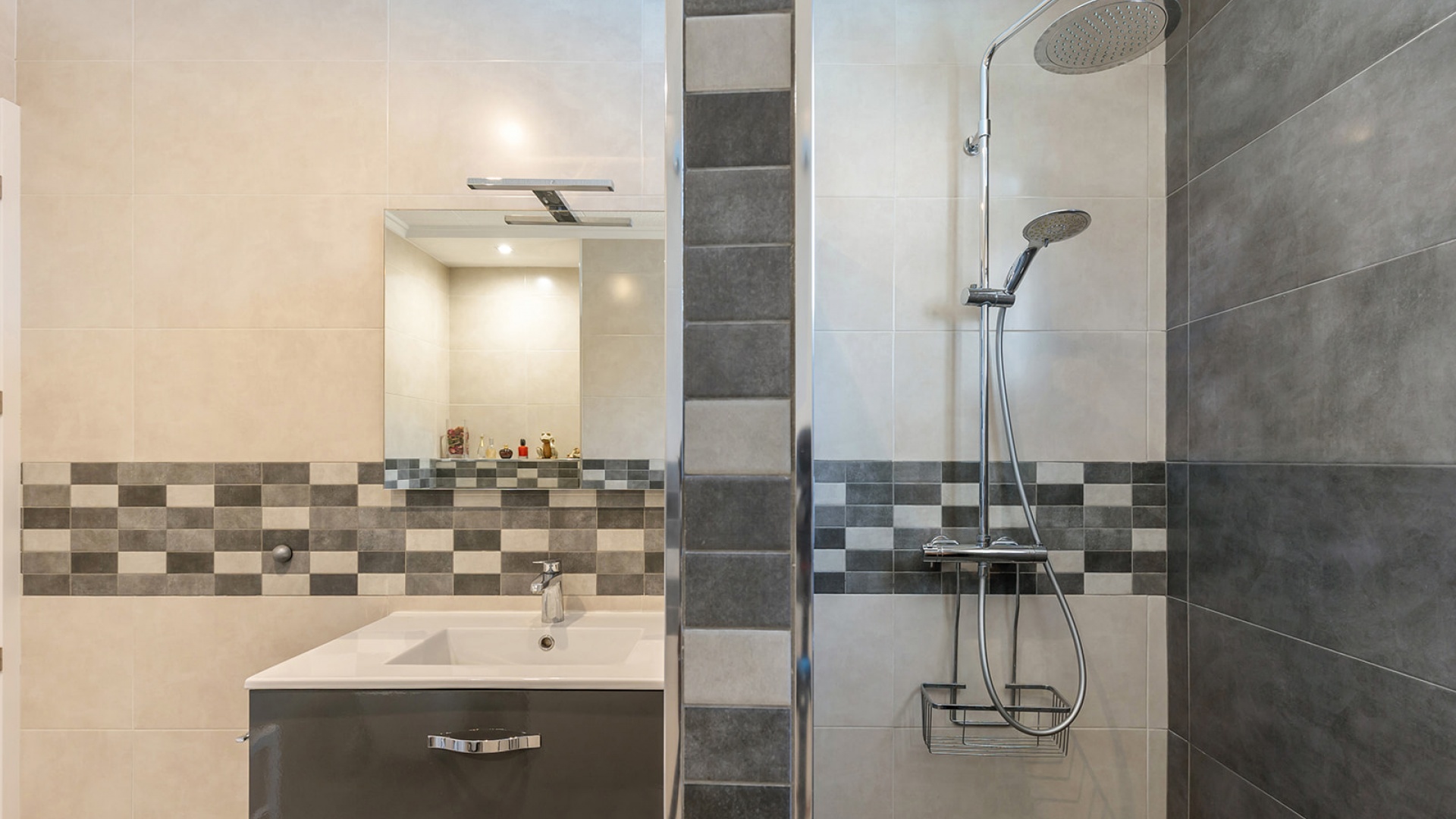 Wiederverkauf - Villa - Punta Prima - beachside punta prima