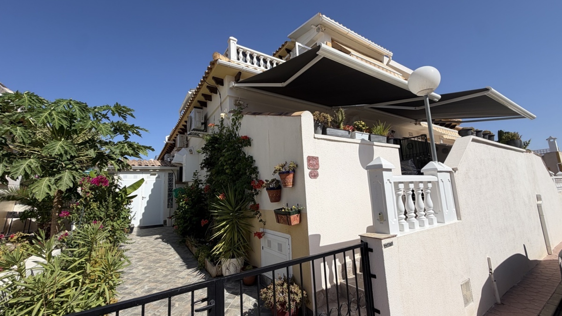 Wiederverkauf - Villa - Punta Prima - los naranjos