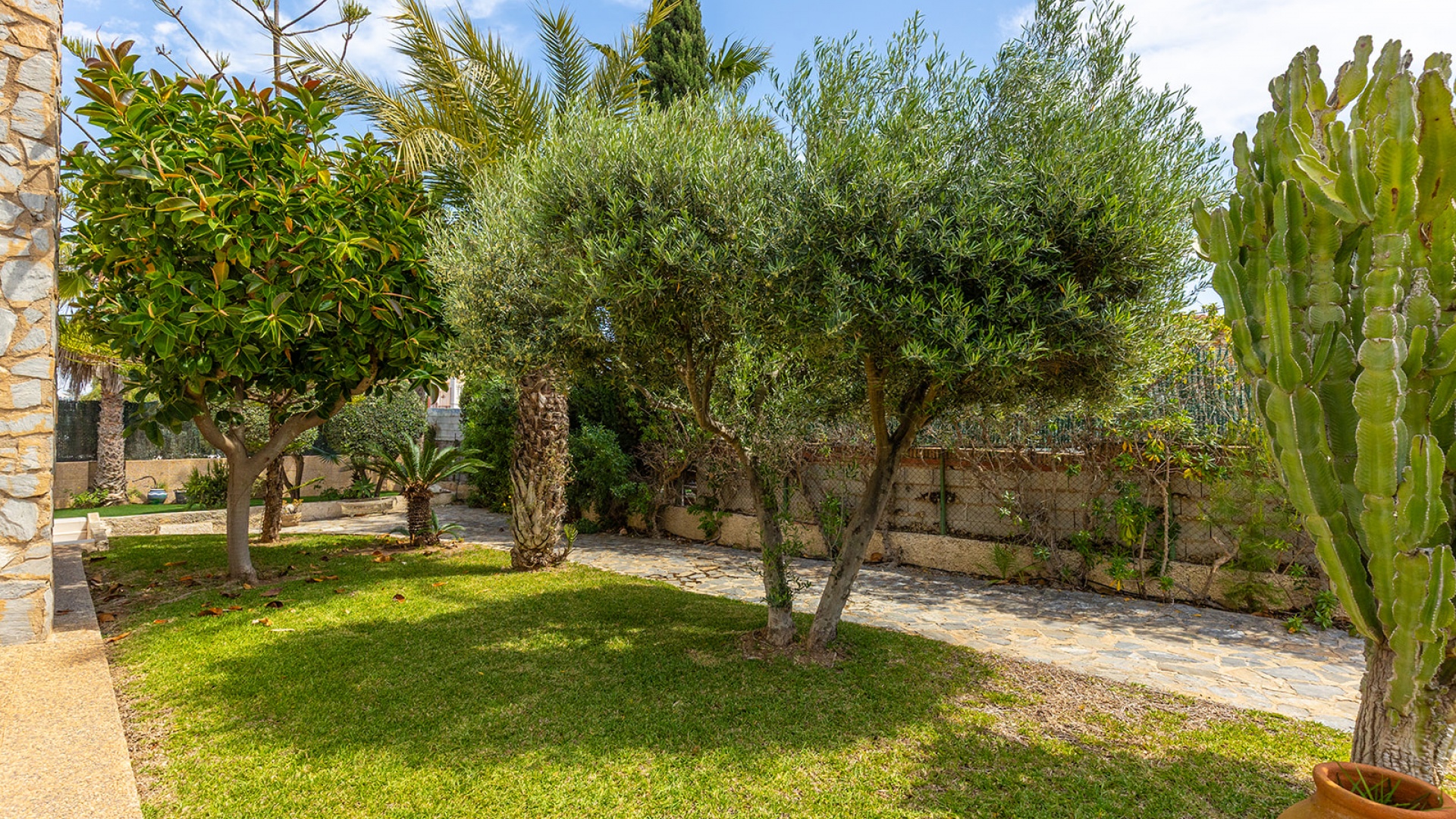 Wiederverkauf - Villa - Punta Prima - rocio del mar