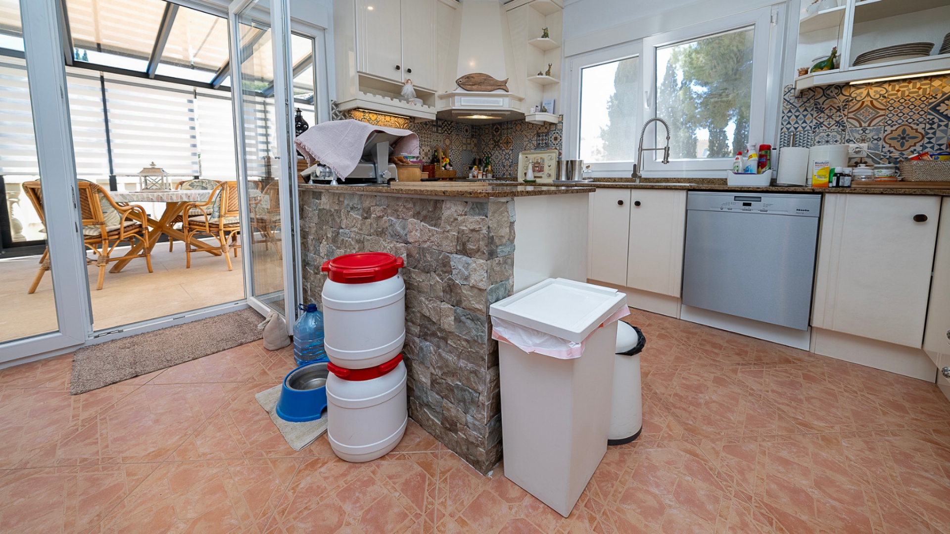 Wiederverkauf - Villa - San Miguel de Salinas - las comunicaciones