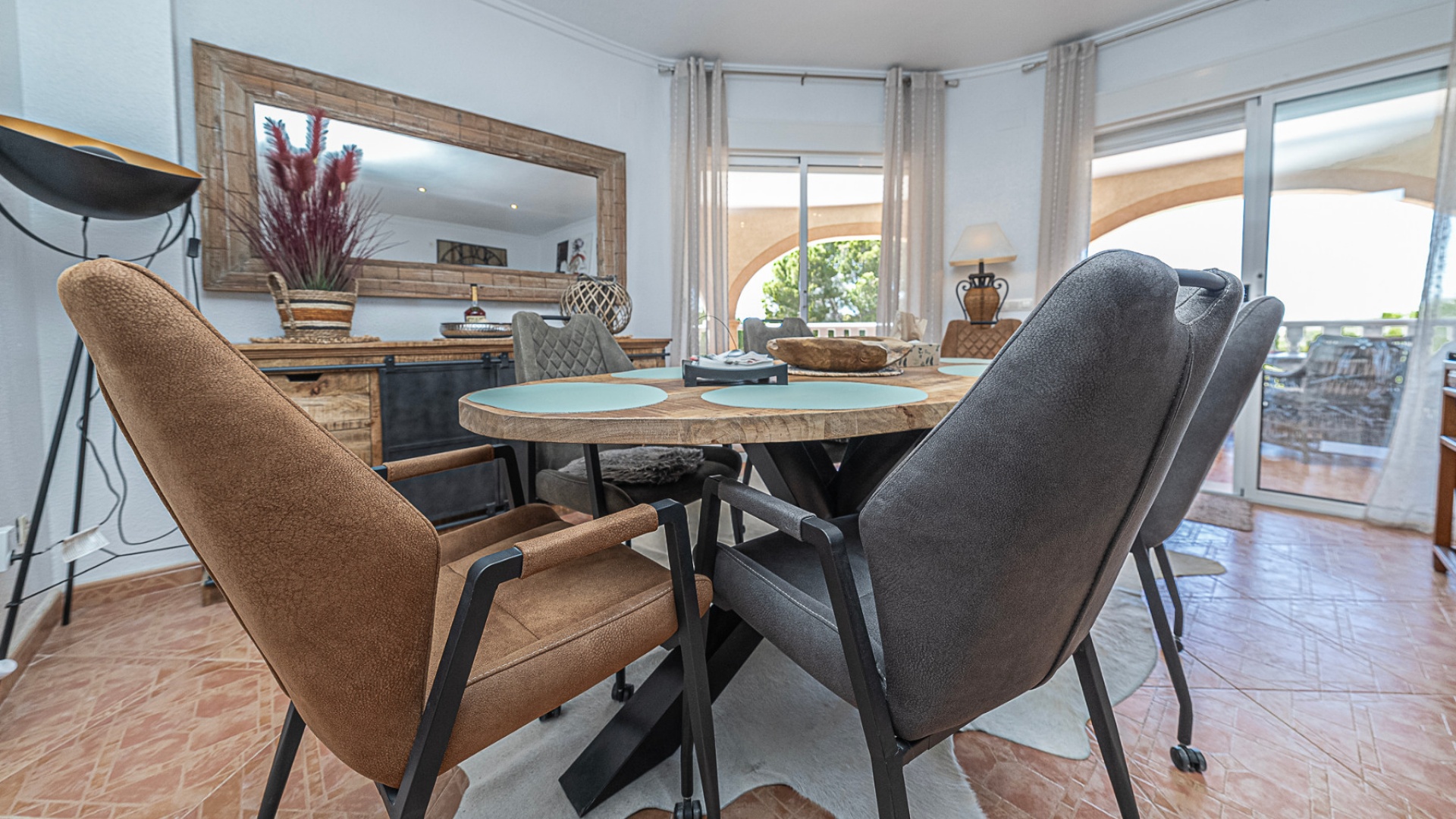 Wiederverkauf - Villa - San Miguel de Salinas - las comunicaciones