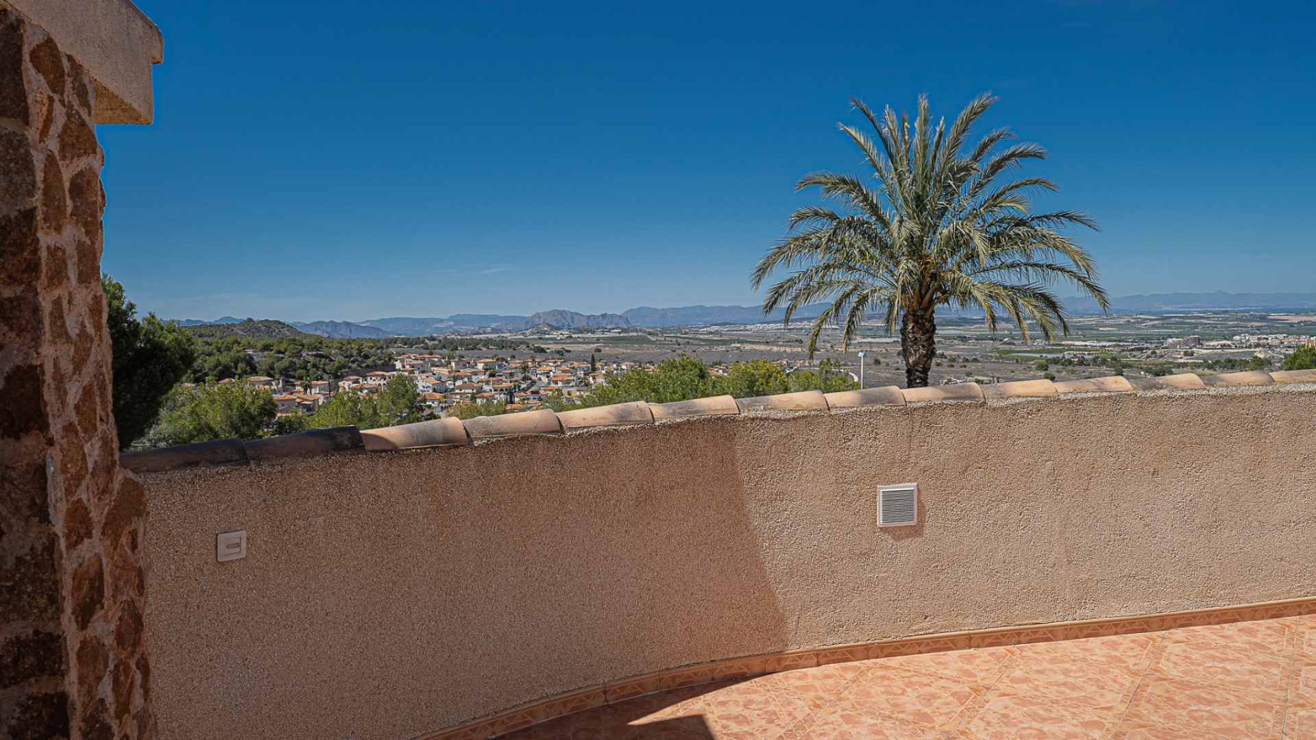 Wiederverkauf - Villa - San Miguel de Salinas - las comunicaciones