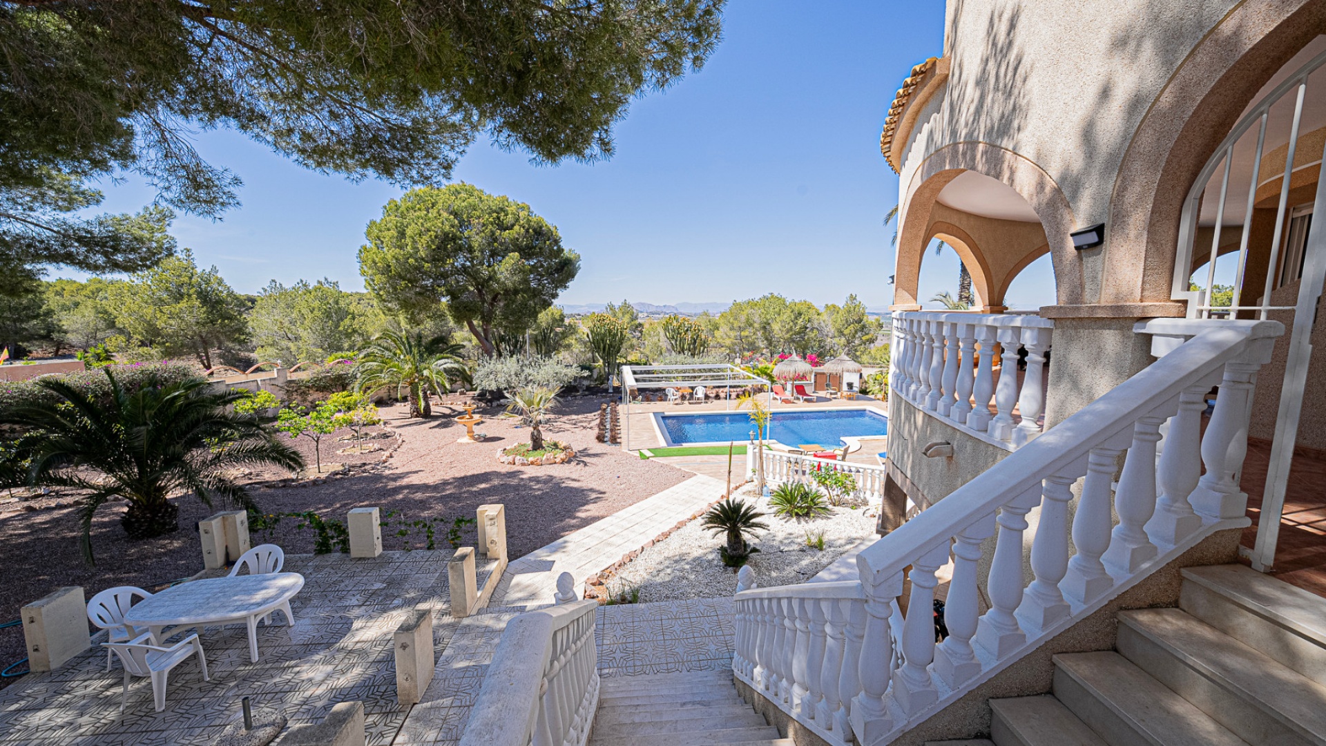 Wiederverkauf - Villa - San Miguel de Salinas - las comunicaciones