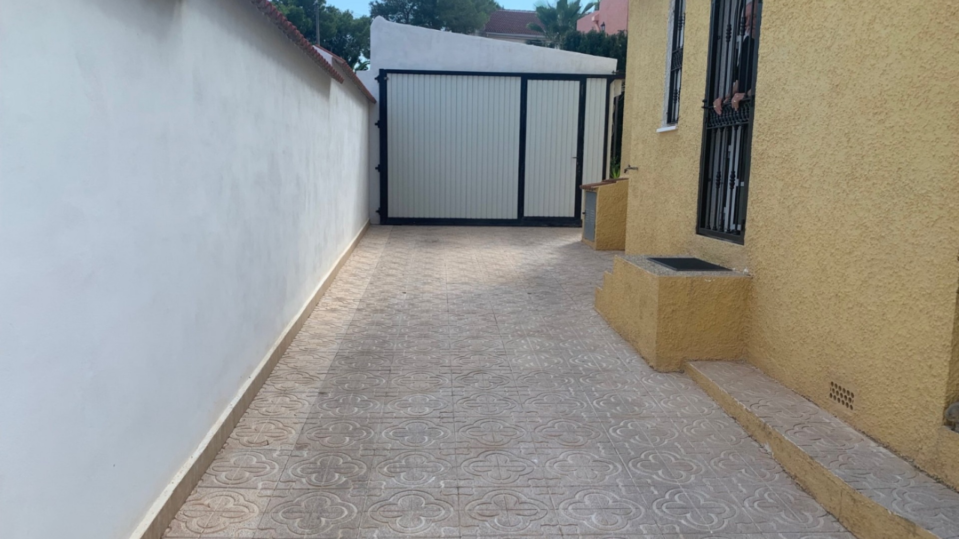 Wiederverkauf - Villa - San Miguel de Salinas - las comunicaciones