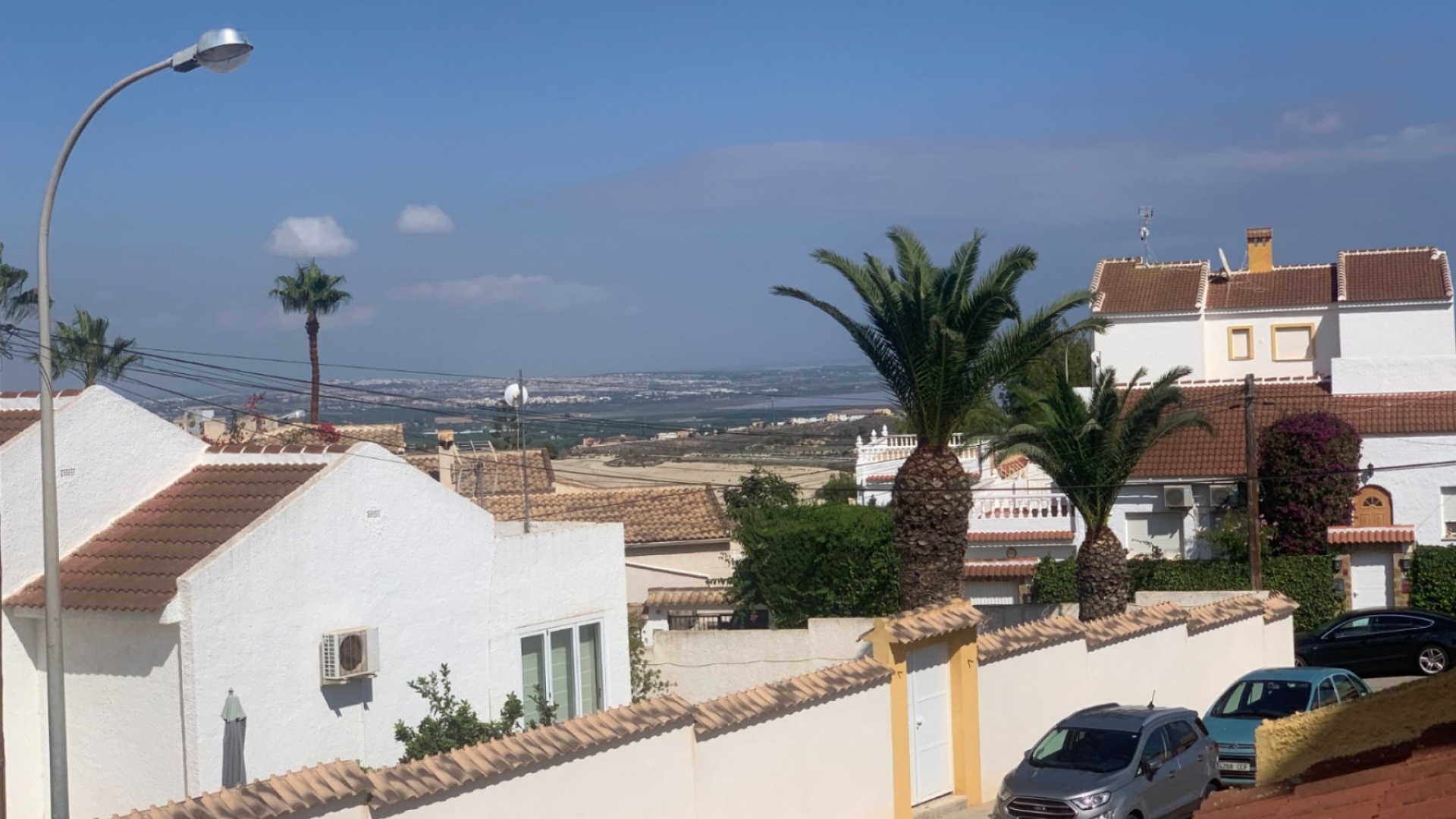 Wiederverkauf - Villa - San Miguel de Salinas - las comunicaciones