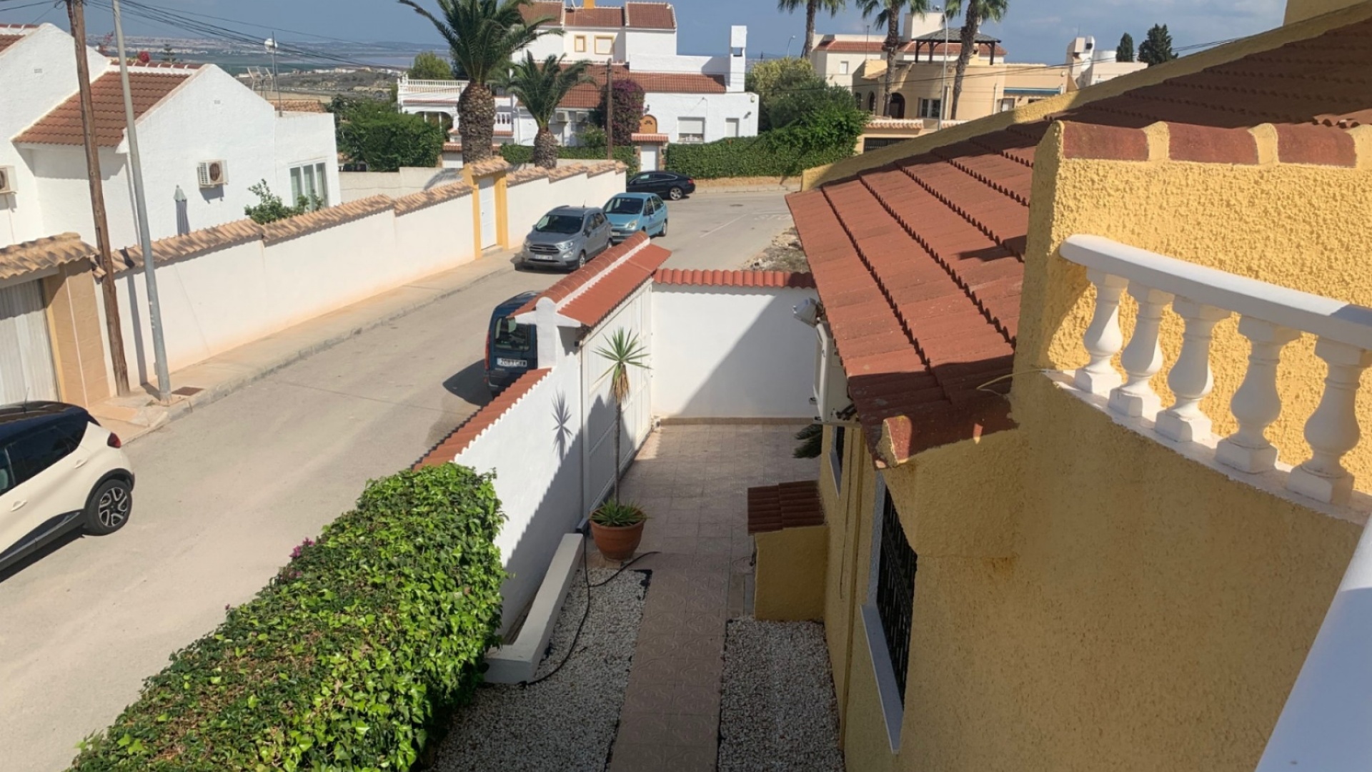 Wiederverkauf - Villa - San Miguel de Salinas - las comunicaciones