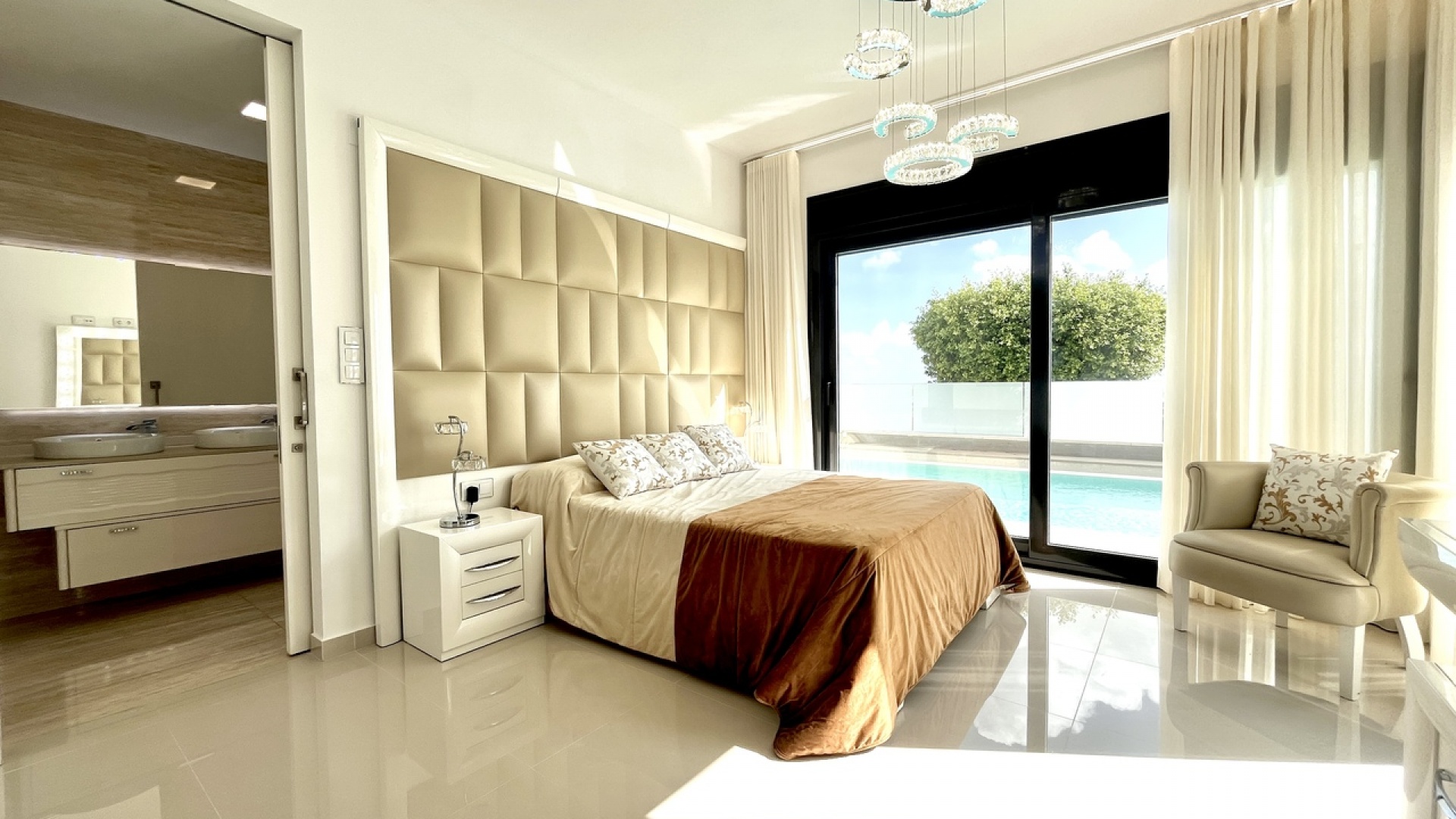 Wiederverkauf - Villa - San Miguel de Salinas - Res. Bellavista