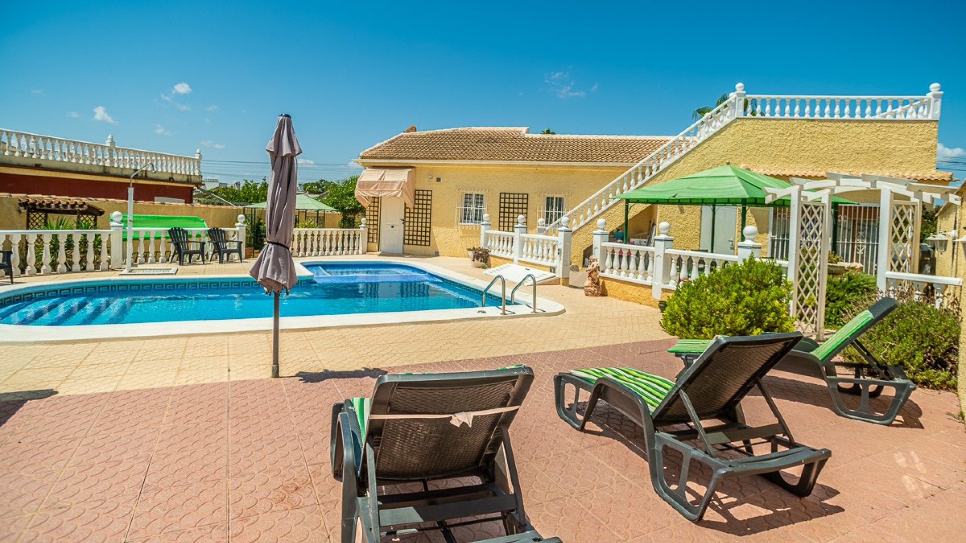 Wiederverkauf - Villa - Torrevieja - la siesta