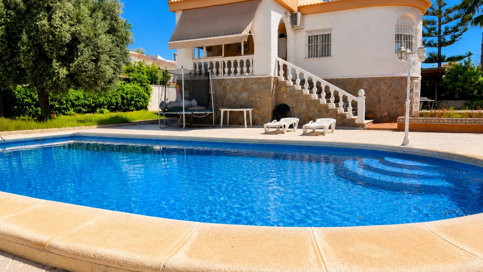 Wiederverkauf - Villa - Torrevieja - La Siesta