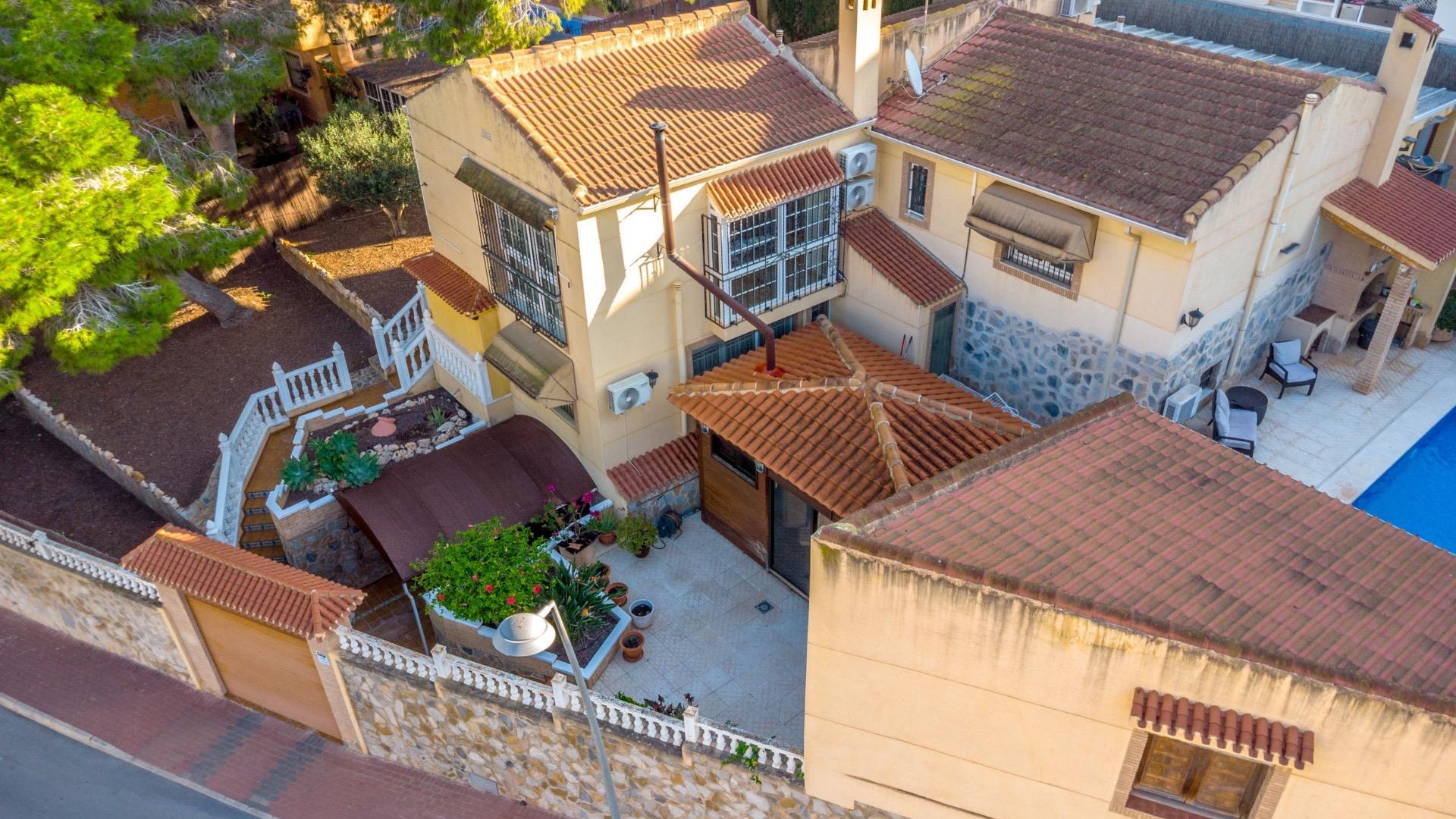 Wiederverkauf - Villa - Torrevieja - Los balcones