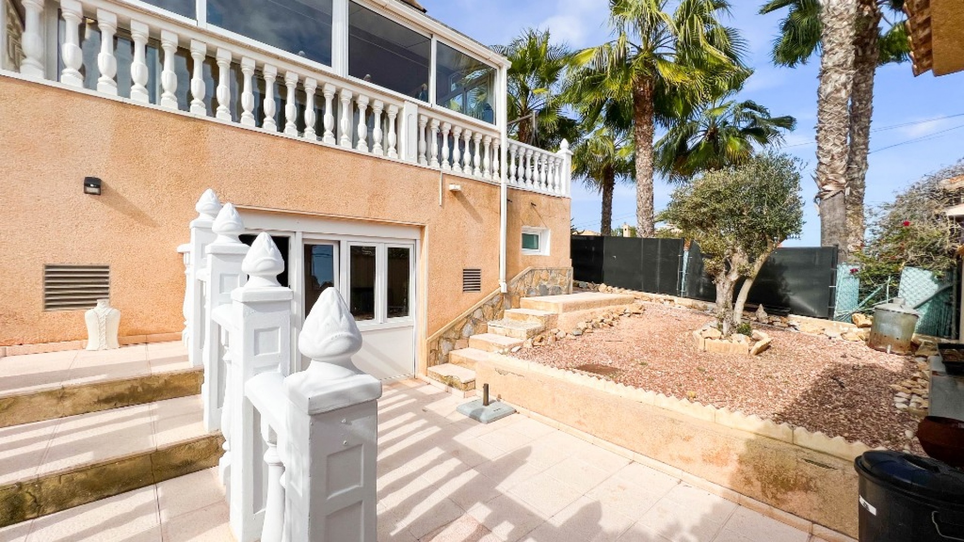 Wiederverkauf - Villa - Torrevieja - Los Balcones