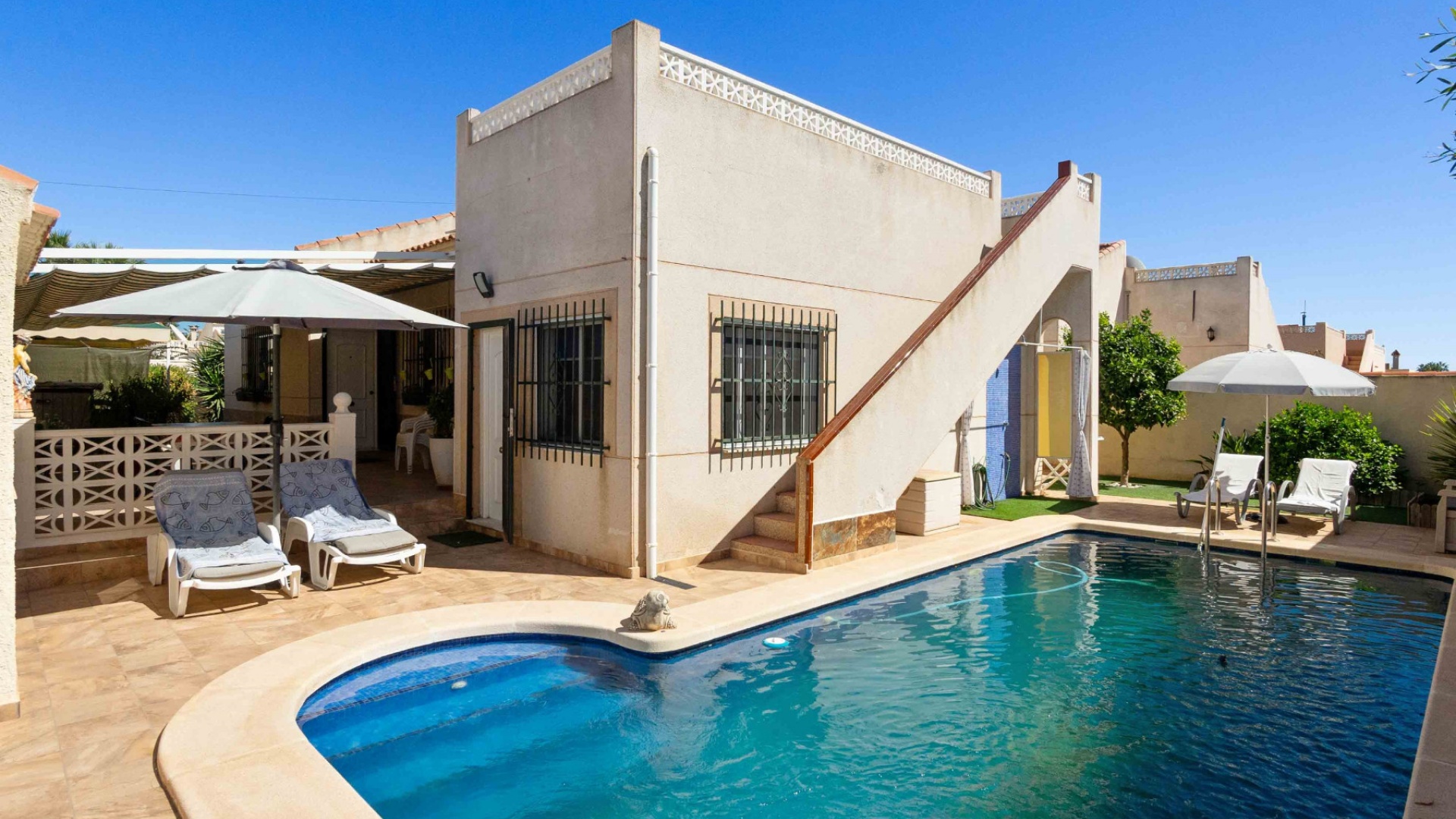 Wiederverkauf - Villa - Torrevieja - san luis