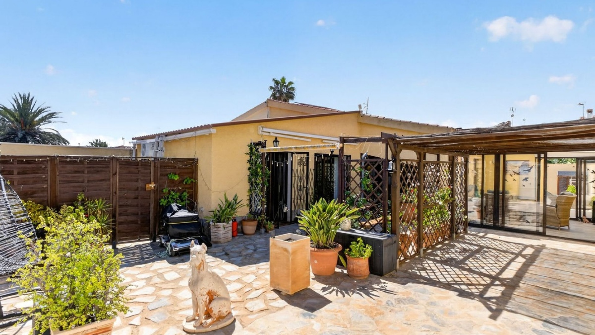 Wiederverkauf - Villa - Torrevieja - Torrevieja Centro