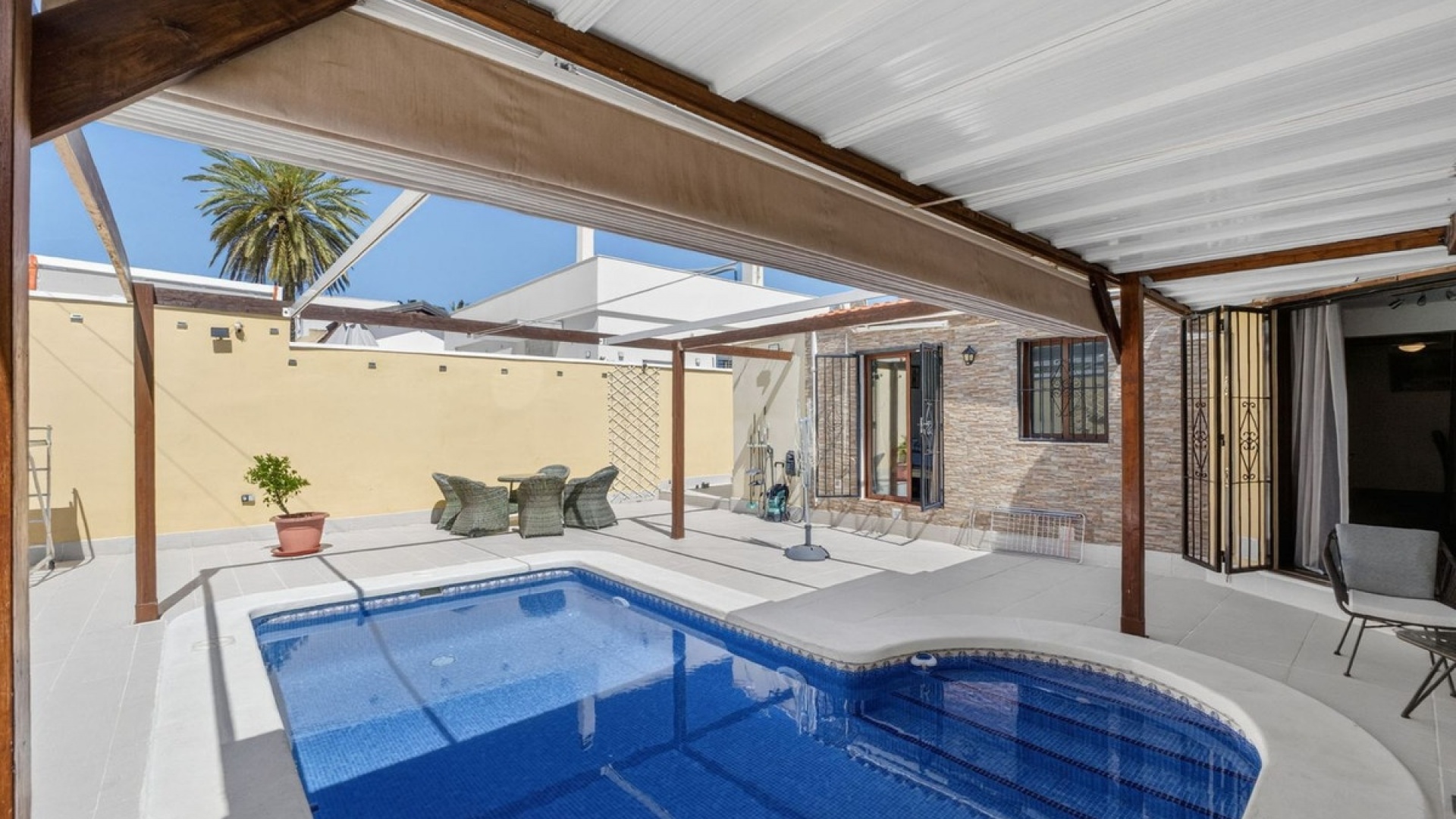 Wiederverkauf - Villa - Torrevieja - Torrevieja Centro
