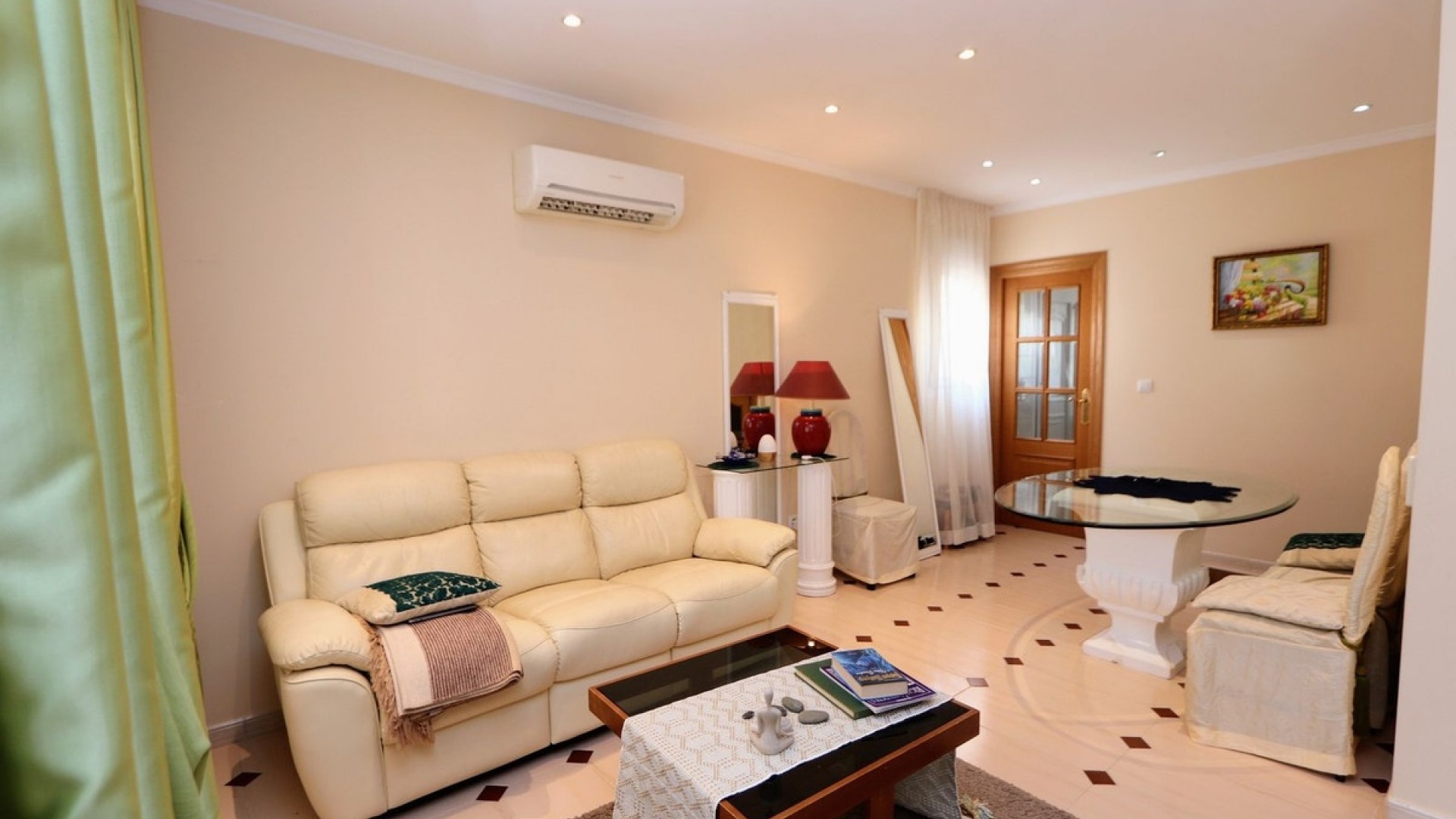 Wiederverkauf - Villa - Torrevieja - Torrevieja Centro
