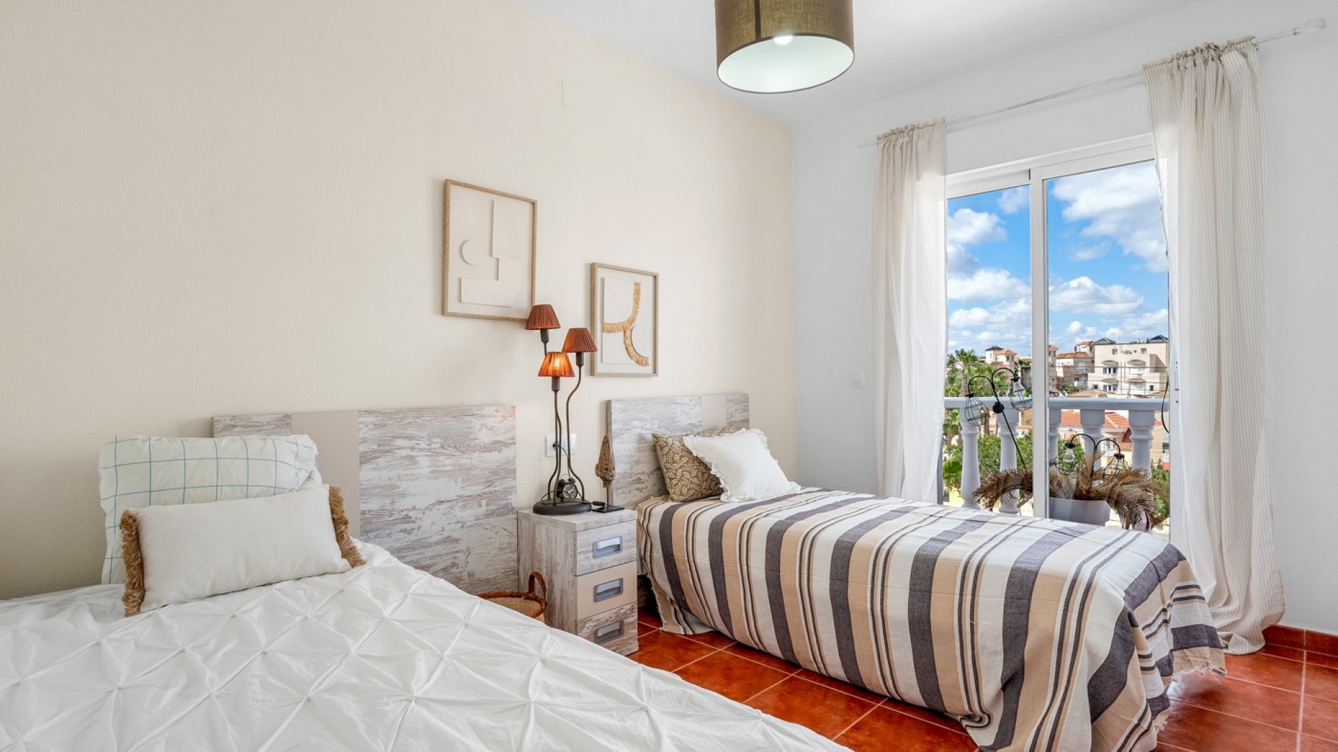 Wiederverkauf - Villa - Villamartin - blue hills